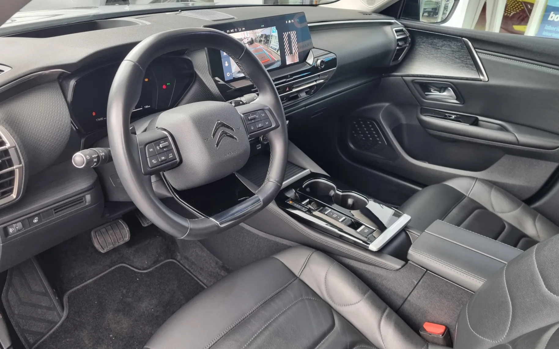 Zunanja slika - Citroën C5 - X Shine 1.2L PureTech 130 AVTOMATIK - SAMO 17.600KM - 19