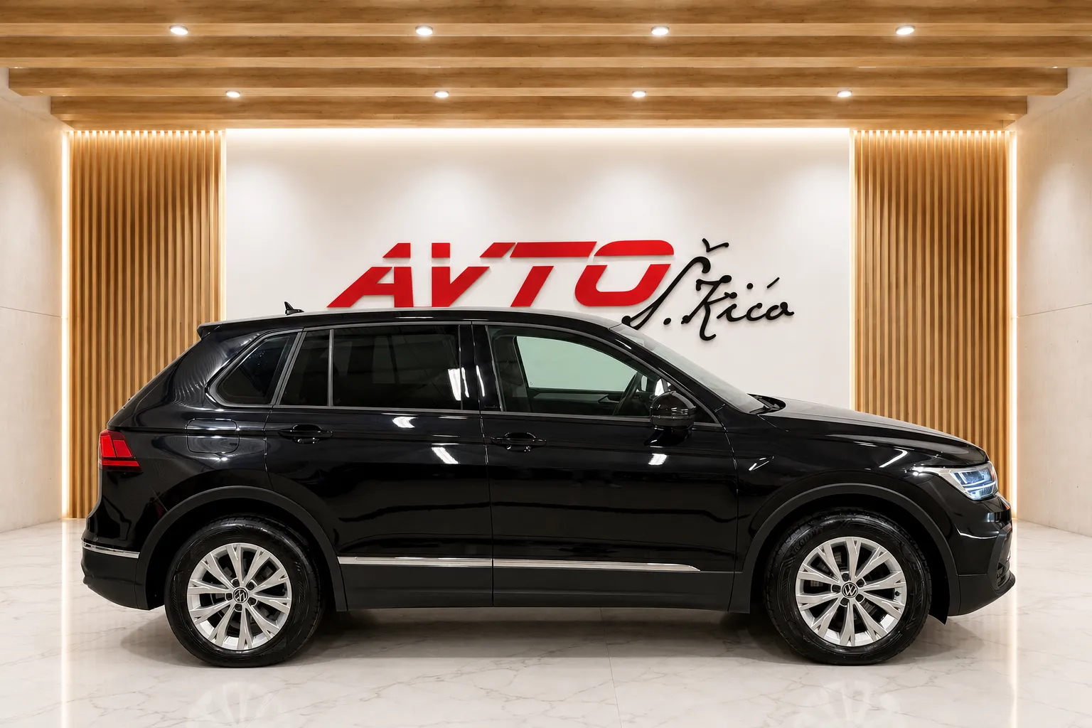 Zunanja slika - VW Tiguan - 2.0 TDI-FULL LED-ACC-TEMPOMAT-NAV1GACIJA-PDC - 6