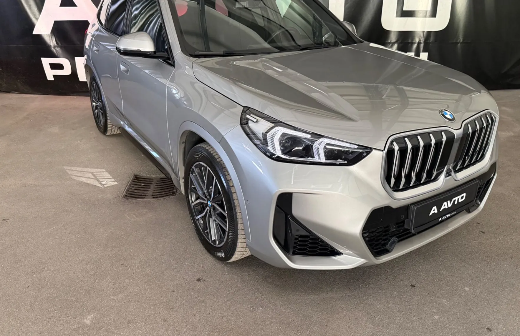 Zunanja slika - BMW X1 - serija : xDrive23i Avt. M Sport - 2