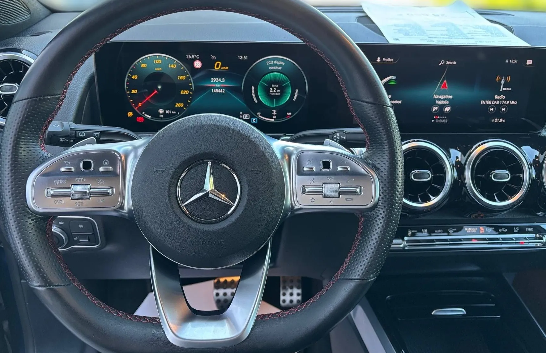 Zunanja slika - Mercedes-Benz GLB-Razred - GLB 200 d AMG BLACK EDITION PANORAMA KAMERA 7 SE - 14