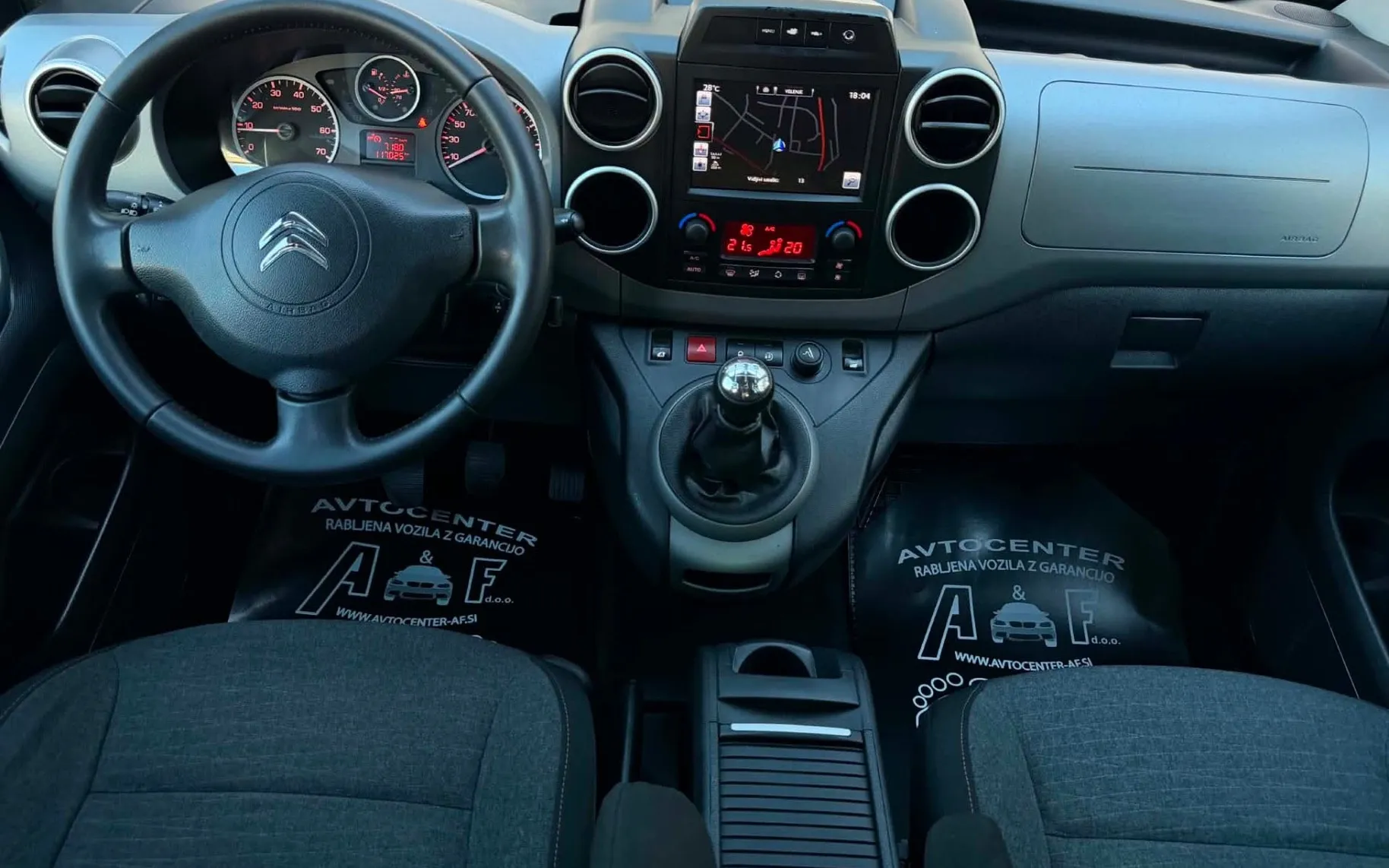 Notranja slika - Citroën Berlingo - 1.6 HDI-LED-NAVI-117.000km-LIZING ZA TUJCE-PDC-... - 9