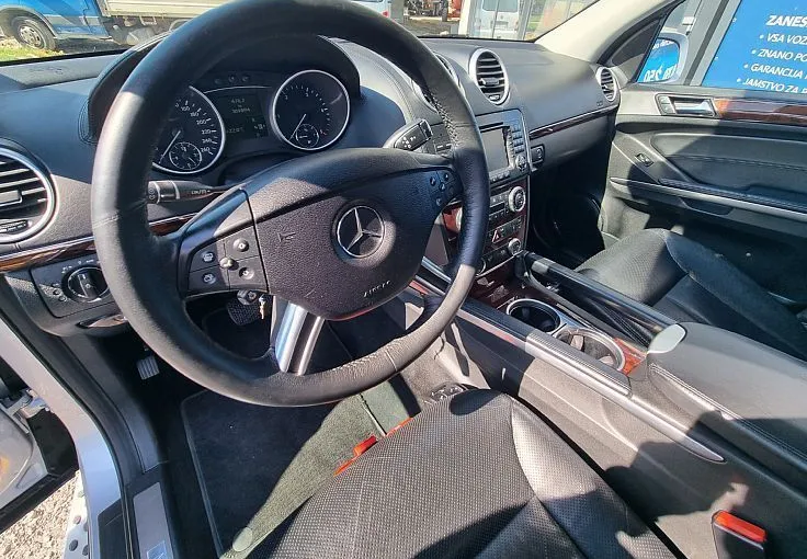 Zunanja slika - Mercedes-Benz GL-Razred - GL 320 CDI 4MATIC.AMG.WEBASTO.ZRAČNO VZM.1LASTNIK - 7