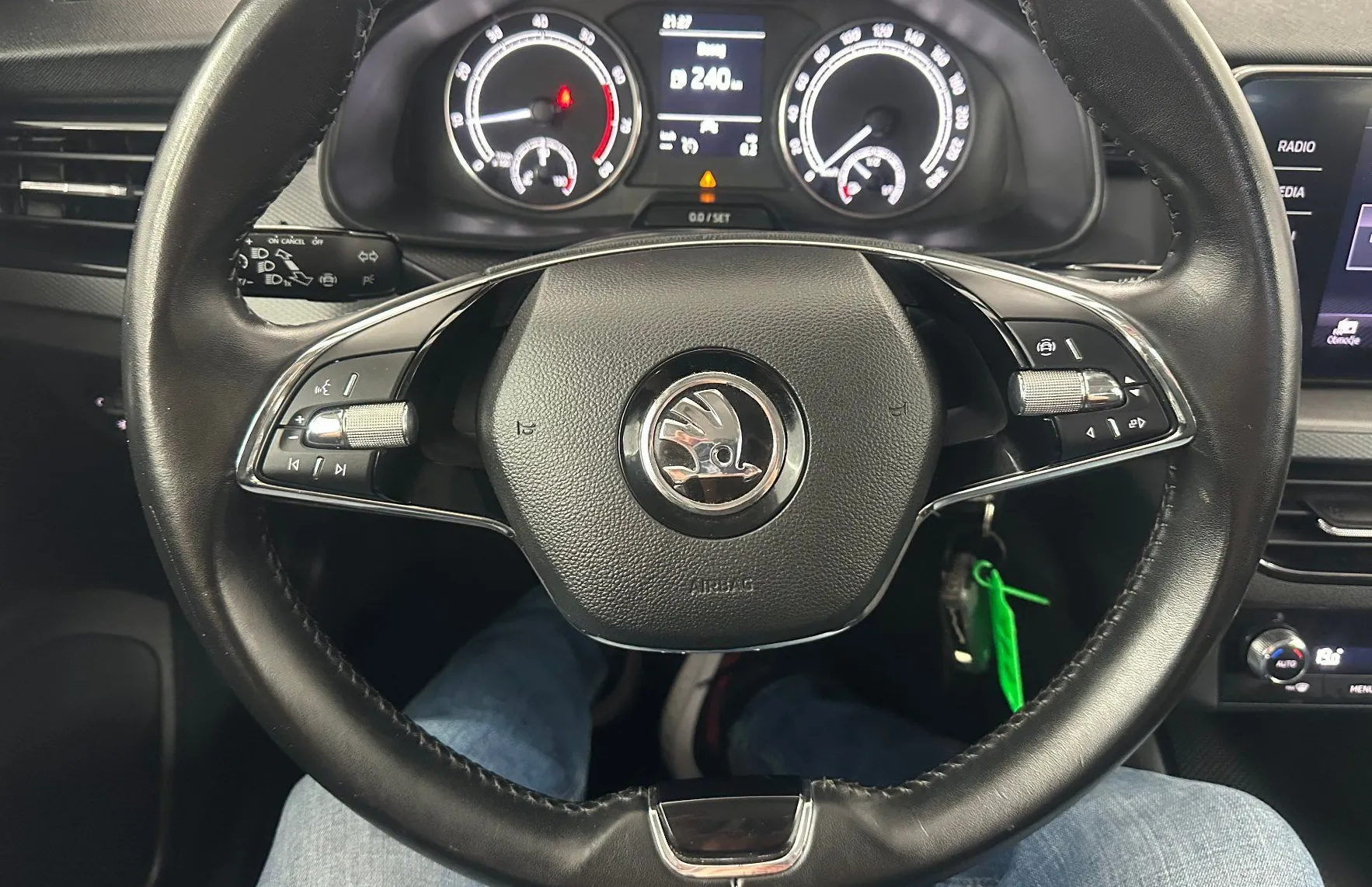 Zunanja slika - Škoda Kamiq - 1.0 TSI Ambition 70 kW SAMO 51.000 KM - 10
