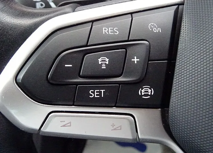 Zunanja slika - VW Tiguan - 2.0 TDI DSG URBAN SPORT 150KM - KOT NOV-WEBASTO- - 17