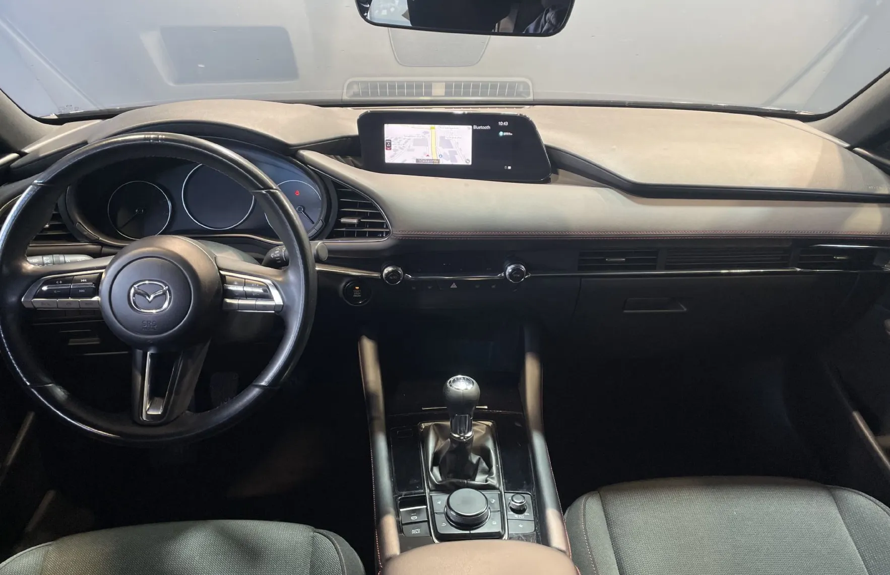 Zunanja slika - Mazda Mazda3 - HEAD UP-KEYLESS-VIRTUAL-NAVIGACIJA-KAMERA-ACC-LED - 7