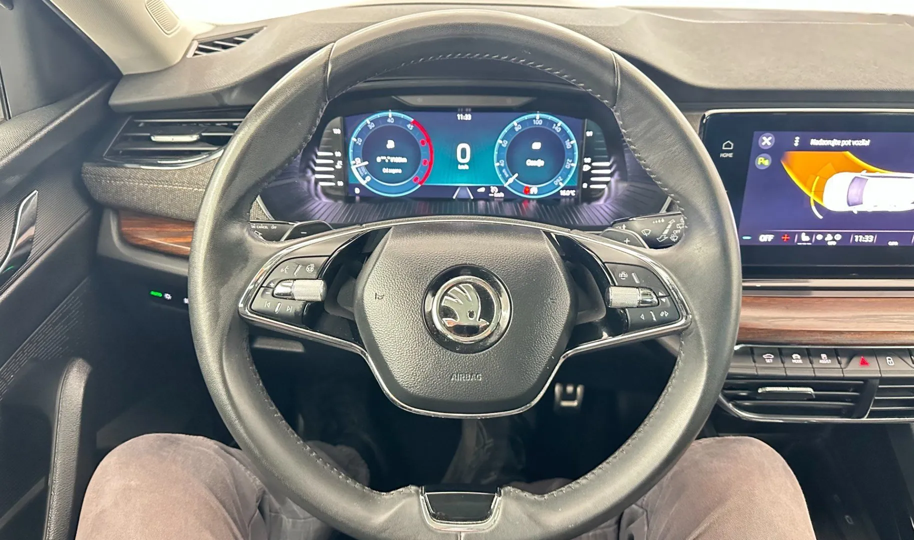 Zunanja slika - Škoda Octavia - Combi 4x4 2.0 TDI Scout DSG.NEMŠKI+4ALU.KAMERA.4X4 - 5