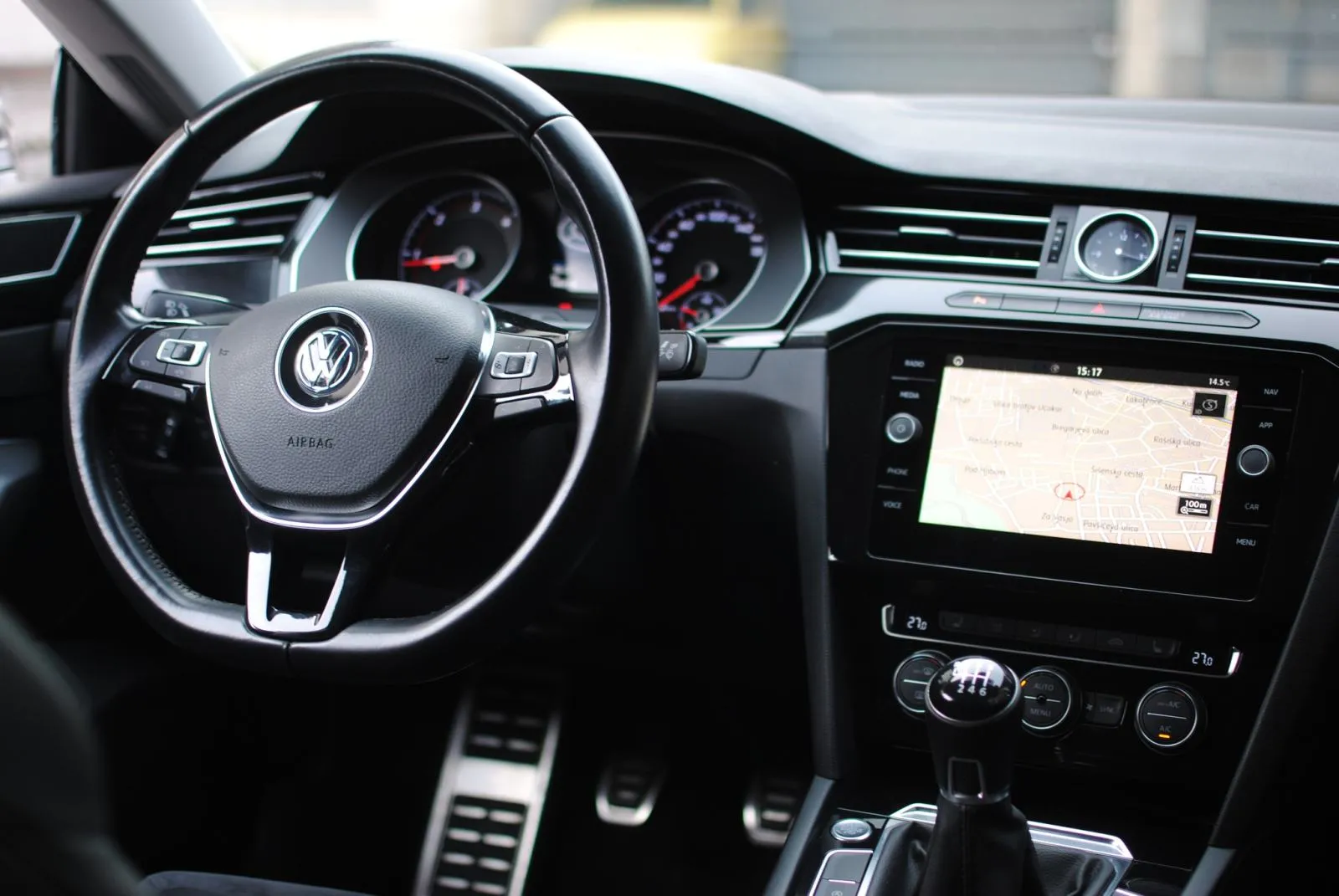 Notranja slika - Volkswagen Arteon - 2,0 TDI BMT Elegance DSG - 17