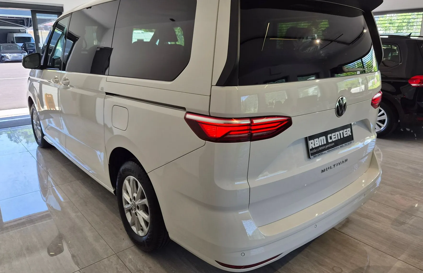 Zunanja slika - VW Multivan - T7 2.0 TDI REZERVIRANO|LED|ACC|MRTVI KOT|VIRTUAL - 4