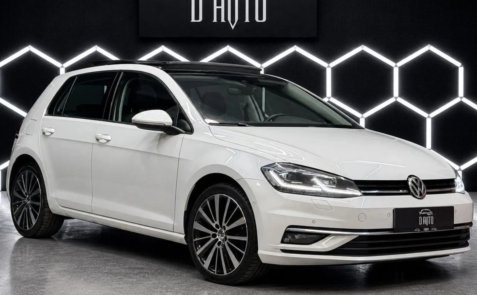 Zunanja slika - Volkswagen Golf - 2.0 TDI Highline|PANORAMA|LED|ACC|KAMERA|PERLA| - 3