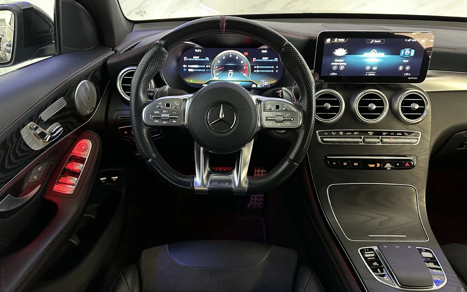 Notranja slika - Mercedes-Benz GLC coupe - AMG 43 4Matic|ACC|Memory|Burmester|360K|Pano... - 7