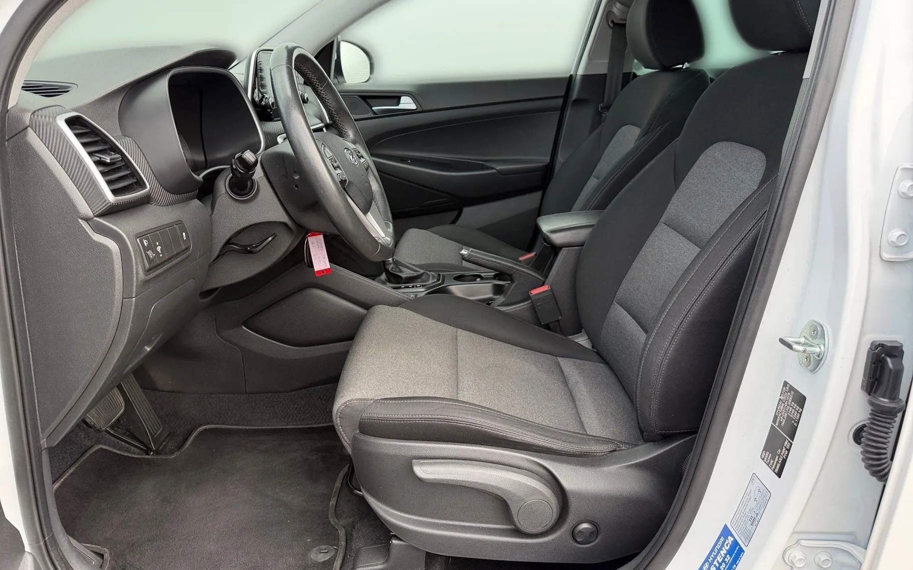Zunanja slika - Hyundai Tucson - 1.6 CRDi Style 48V Aut.-SLO-LED-PDC-Kamera-Navi - 6