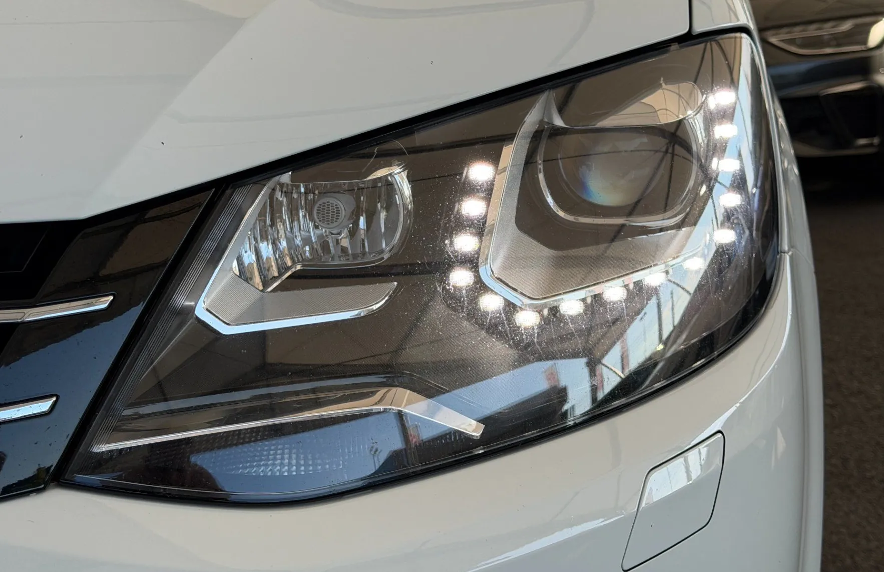 Zunanja slika - Volkswagen Sharan - Life 2.0 TDI DSG - 7 SEDEŽEV - SLO POREKLO - 2
