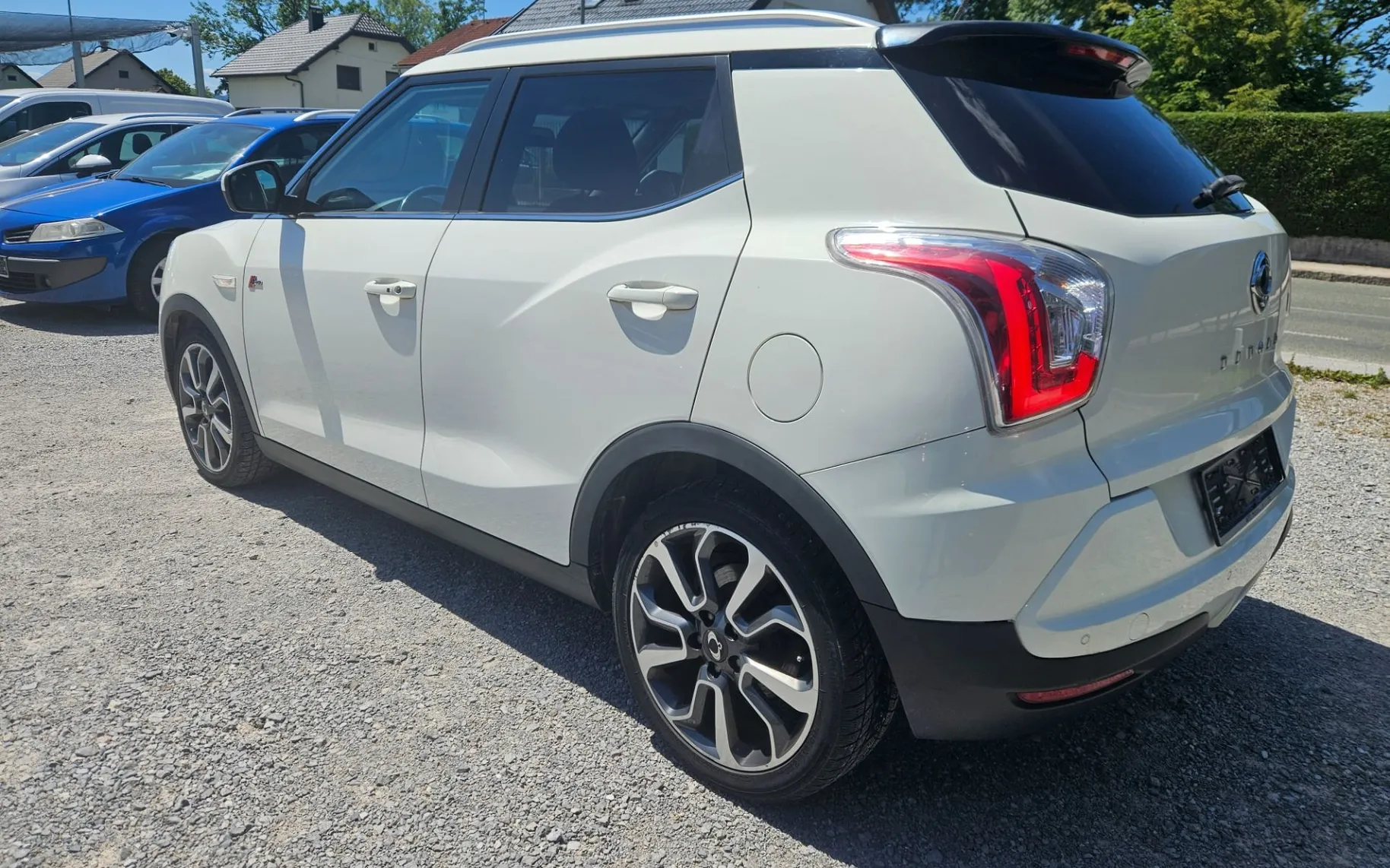 Zunanja slika - SsangYong Tivoli - AWD 1.6 TD AUT.  PANORAMA  LED - 4