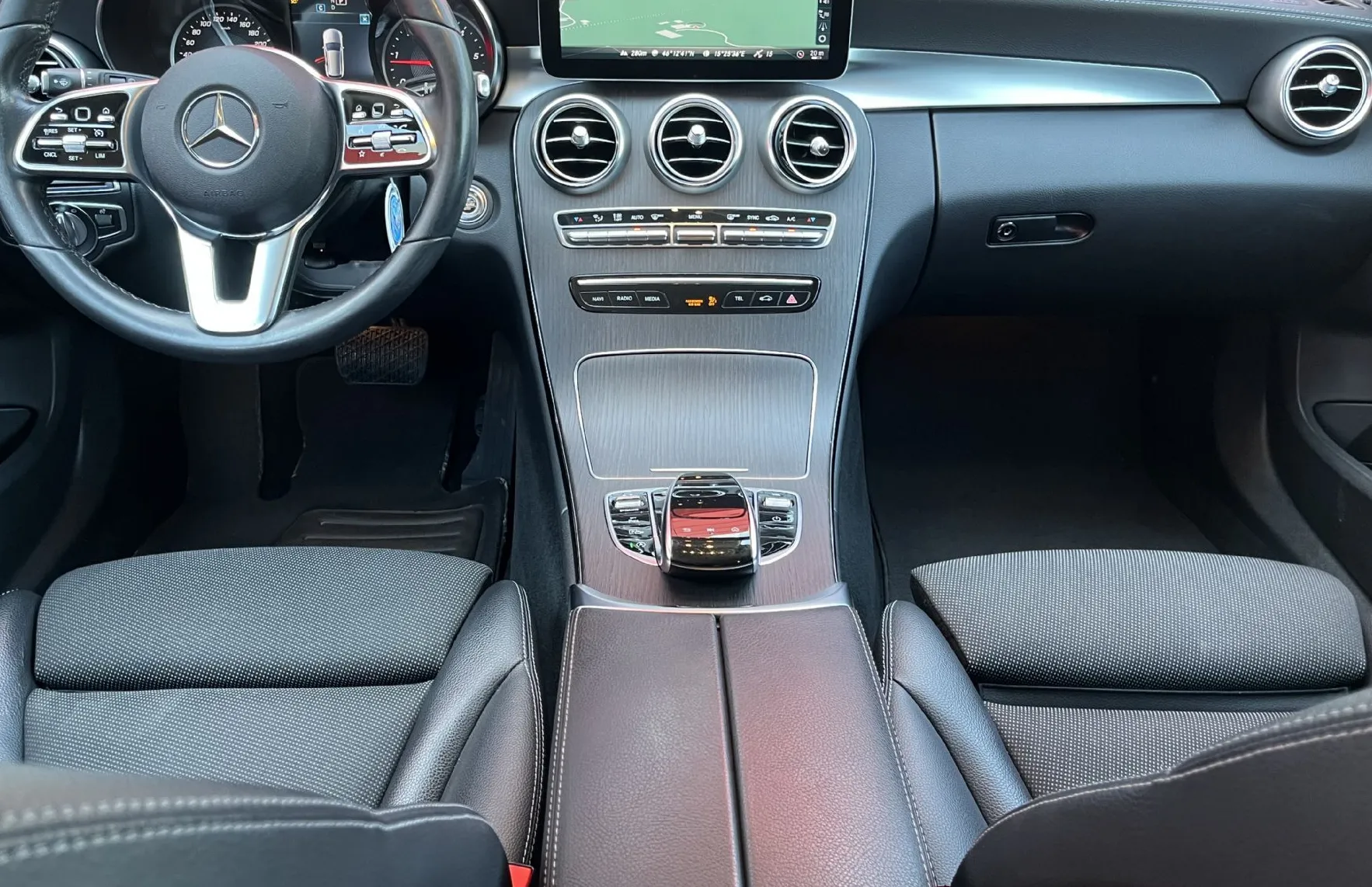 Zunanja slika - Mercedes-Benz C-Razred - C 200 d T Avantgarde Avt. - 11
