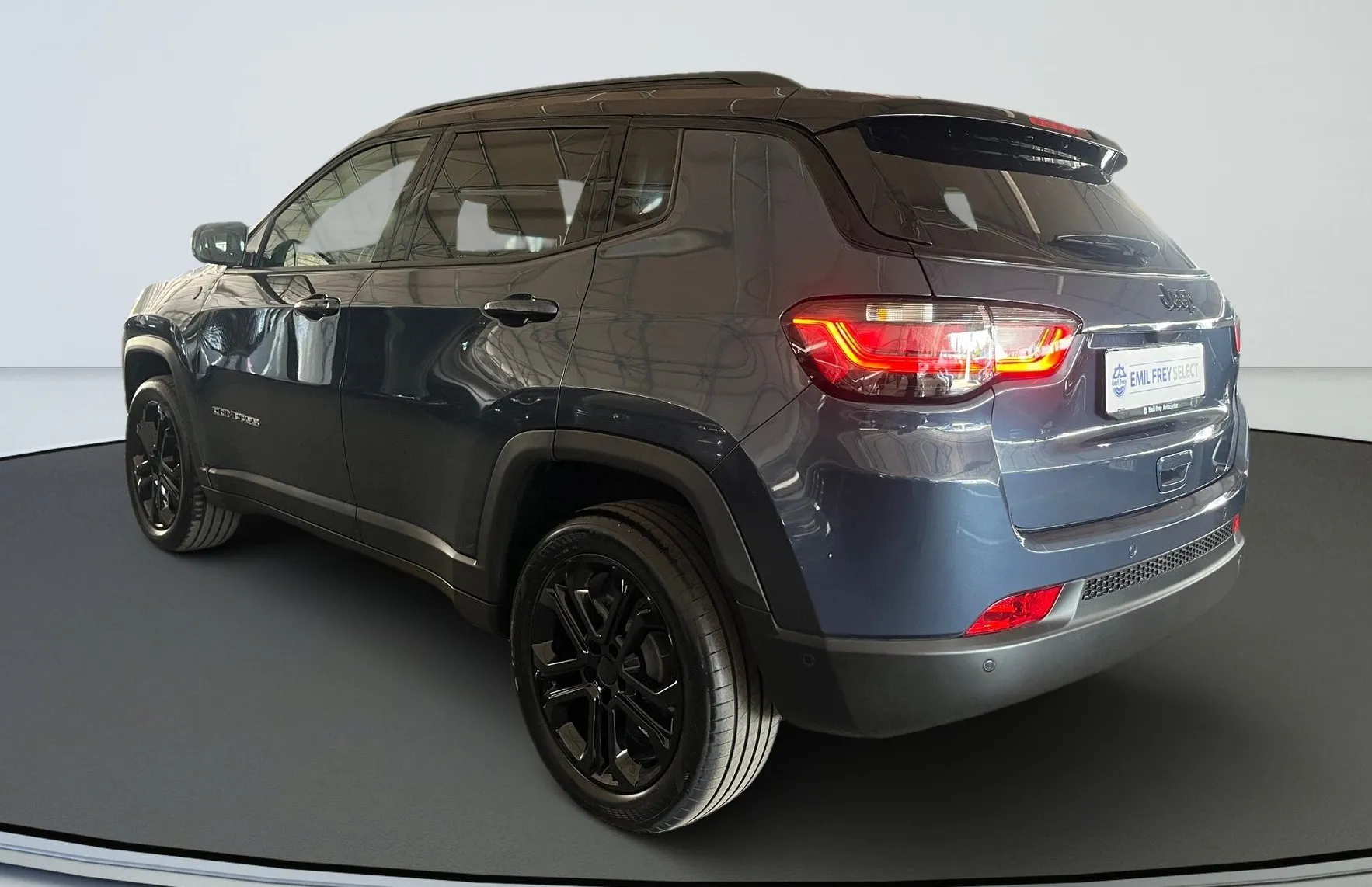Zunanja slika - Jeep Compass - 1.5 T4 e-Hybrid North Star DCT - 4