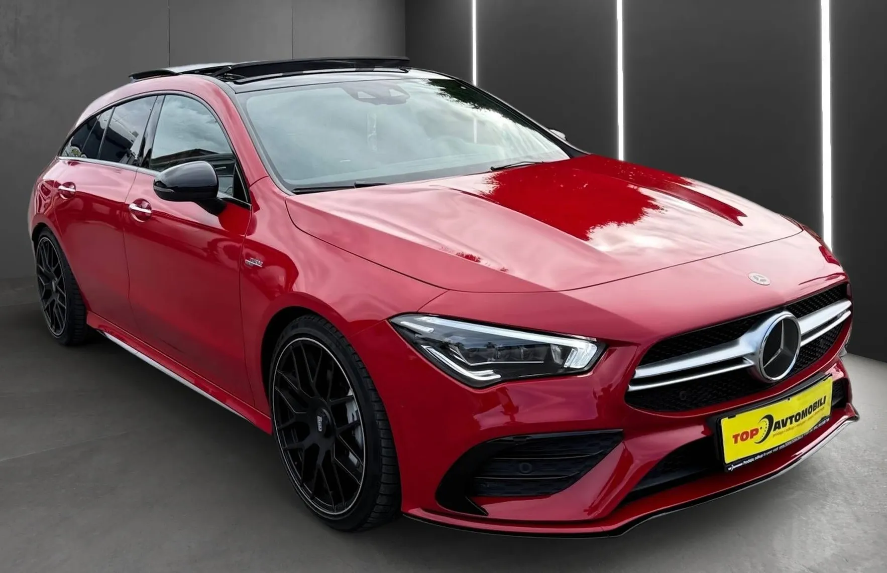 Zunanja slika - Mercedes-Benz CLA-Razred - CLA Shooting Brake AMG CLA 35 4MATIC FUL LED ACC NAVI KAMERA PANO - 10