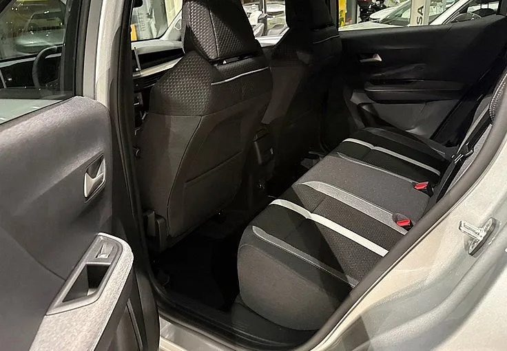 Zunanja slika - Opel Frontera - 1.2 Turbo Hibrid GS 110KM  SEJEMSKA AKCIJA - 6