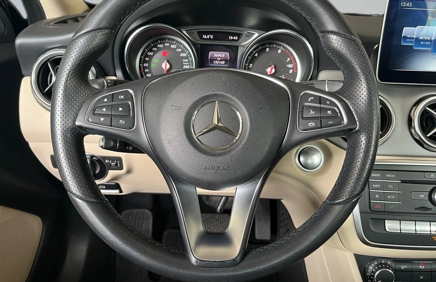 Zunanja slika - Mercedes-Benz GLA-Razred - GLA 180 Urban Avt. - 8