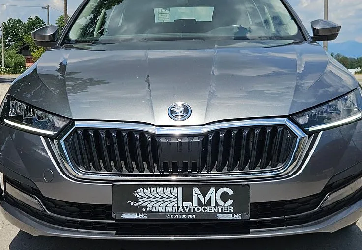 Zunanja slika - Škoda Octavia - EXECUTIVE 2.0 TDI 150ks DSG °1.LASTNIK° °FULL-LED° - 2