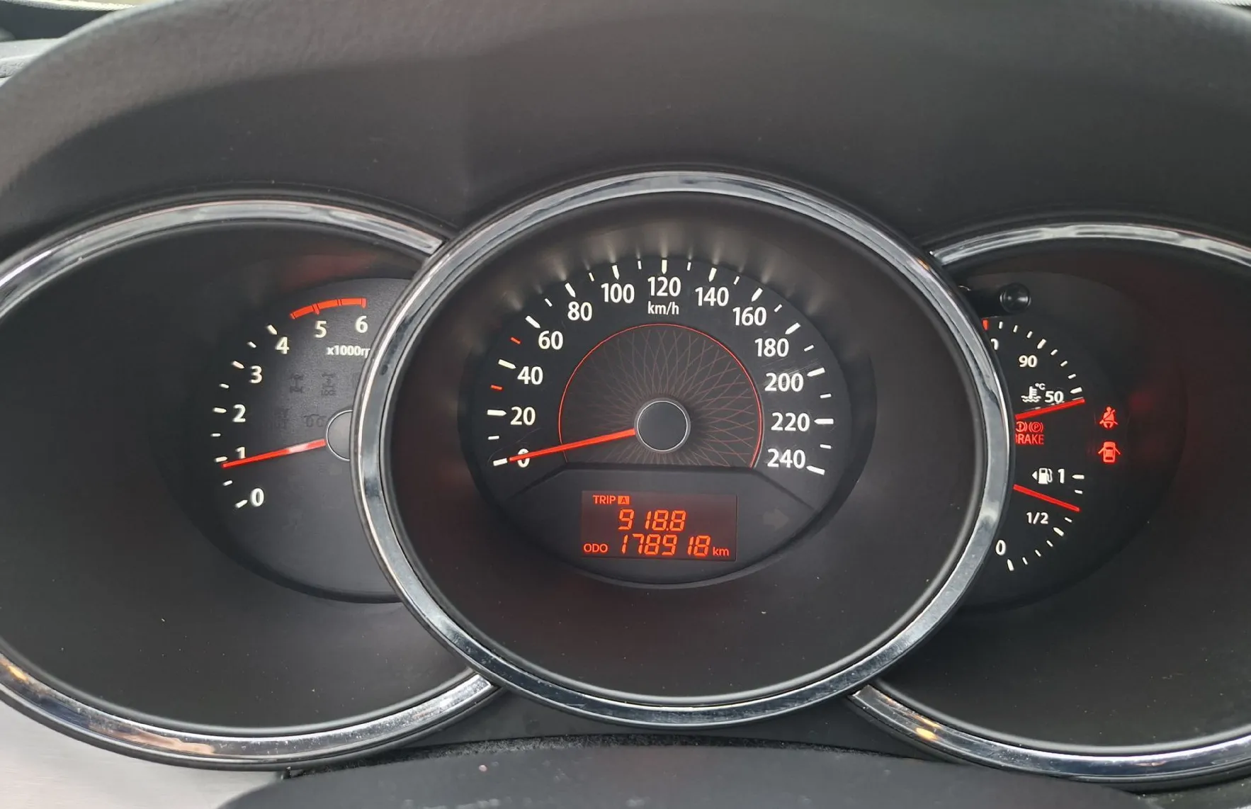 Zunanja slika - KIA Sorento - 2.2 CRDI 4WD PLATINUM - 16
