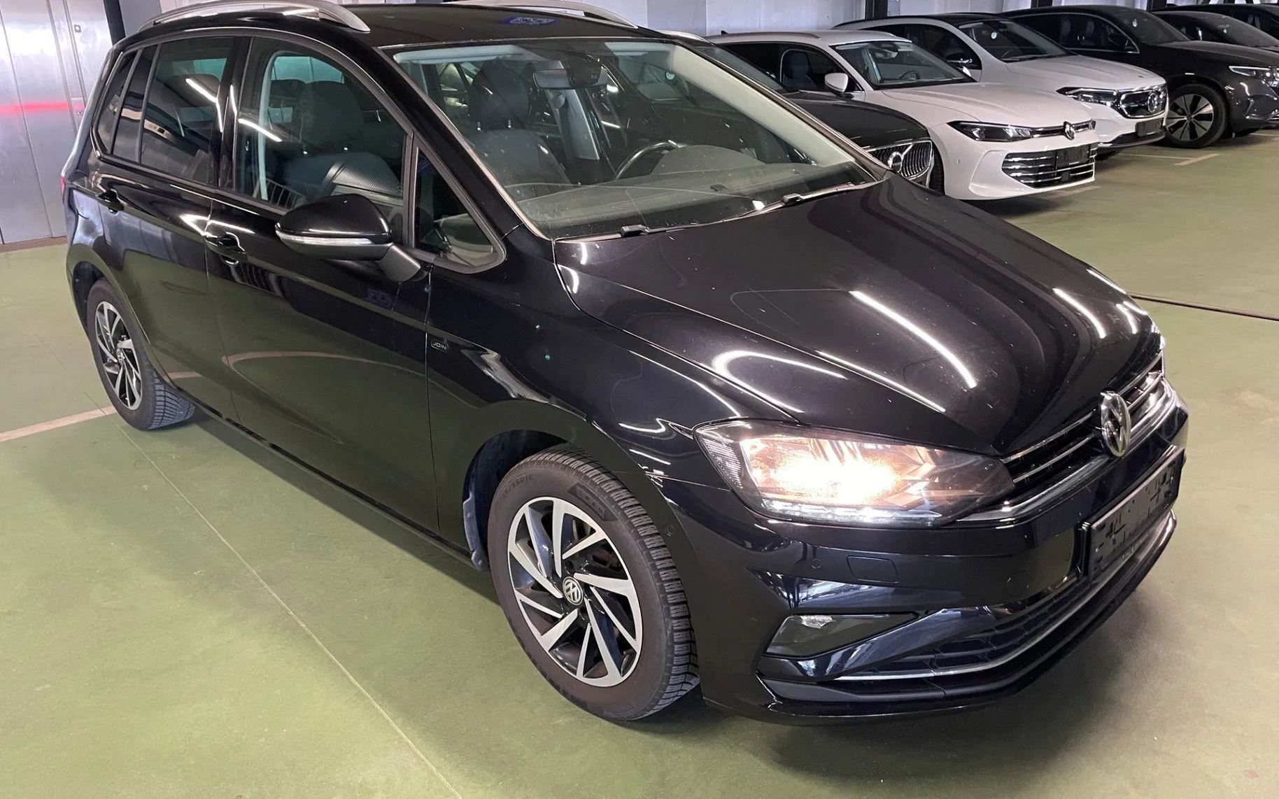 Zunanja slika - Volkswagen Golf - 1.5 TSI ACT Comfortline NAVI.2XPDC.OGR.SEDEŽ - 3