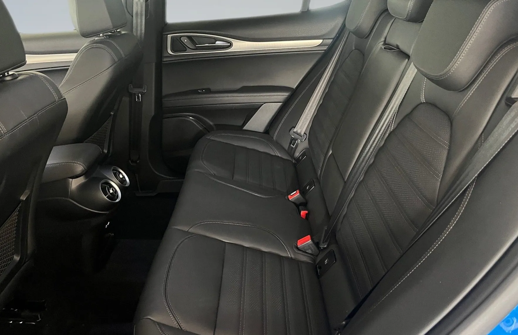 Zunanja slika - Alfa Romeo Stelvio - Q4 2.0 Turbo 280 Veloce Avt. - 11