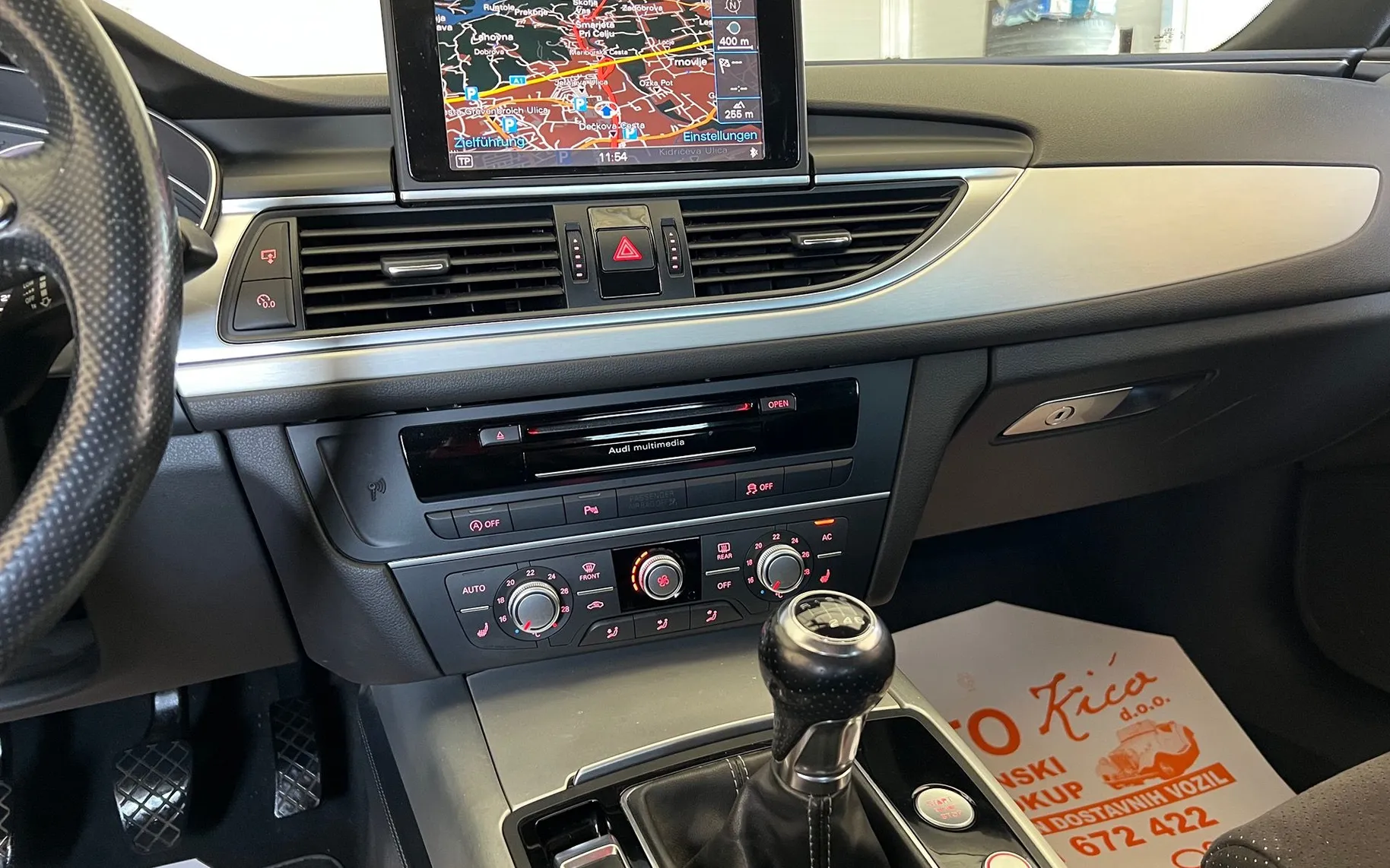 Notranja slika - Audi A6 Avant - 2.0 TDI-S-LINE-BI-XENON-LED-NAVI-TEMPOMAT-SERVI KN - 12