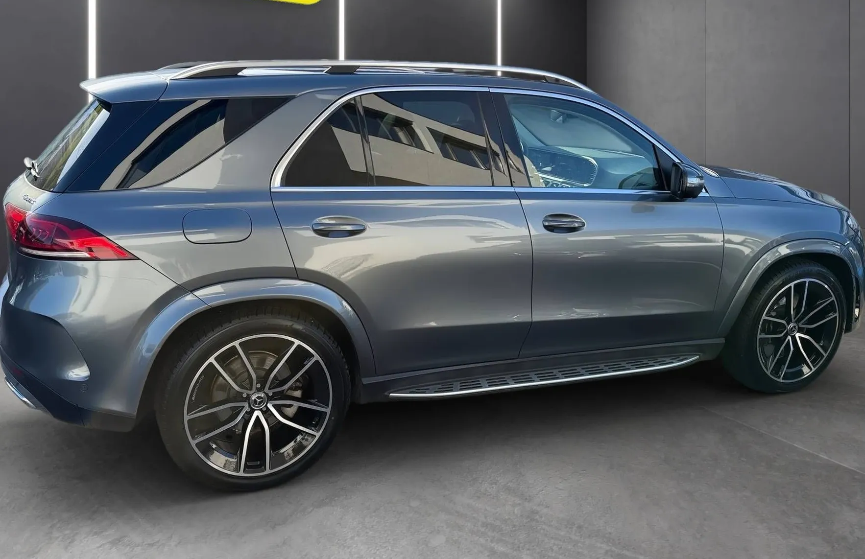 Zunanja slika - Mercedes-Benz GLE-Razred - 350de AMG LINE 4MATIC PANO RADAR LED ZRAČNO 360K - 7