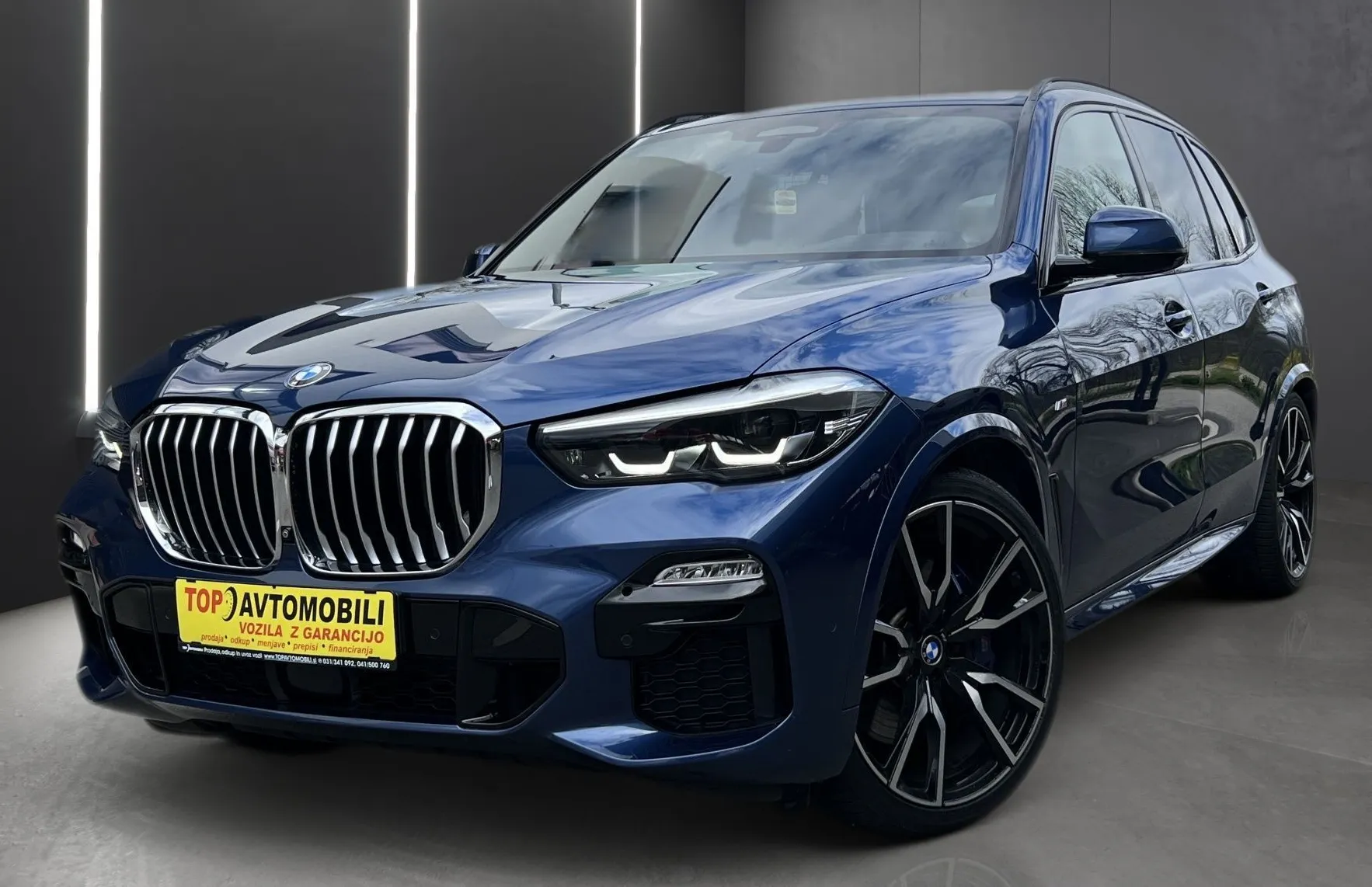 Zunanja slika - BMW X5 - serija : xDrive30d M-PAKET FULL LED SWAROVSKI AKTIV TEMP .. - 1
