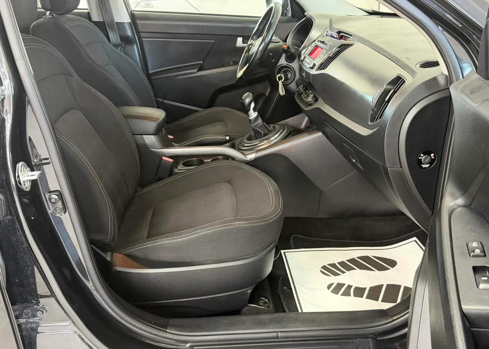 Zunanja slika - KIA Sportage - 2WD 1,7 CRDi Fun - 5