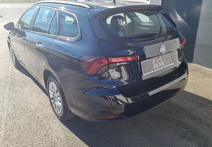Zunanja slika - Fiat Tipo - SW 1.4 16V Pop 76683 KM, PRVI LASTNIK - 5