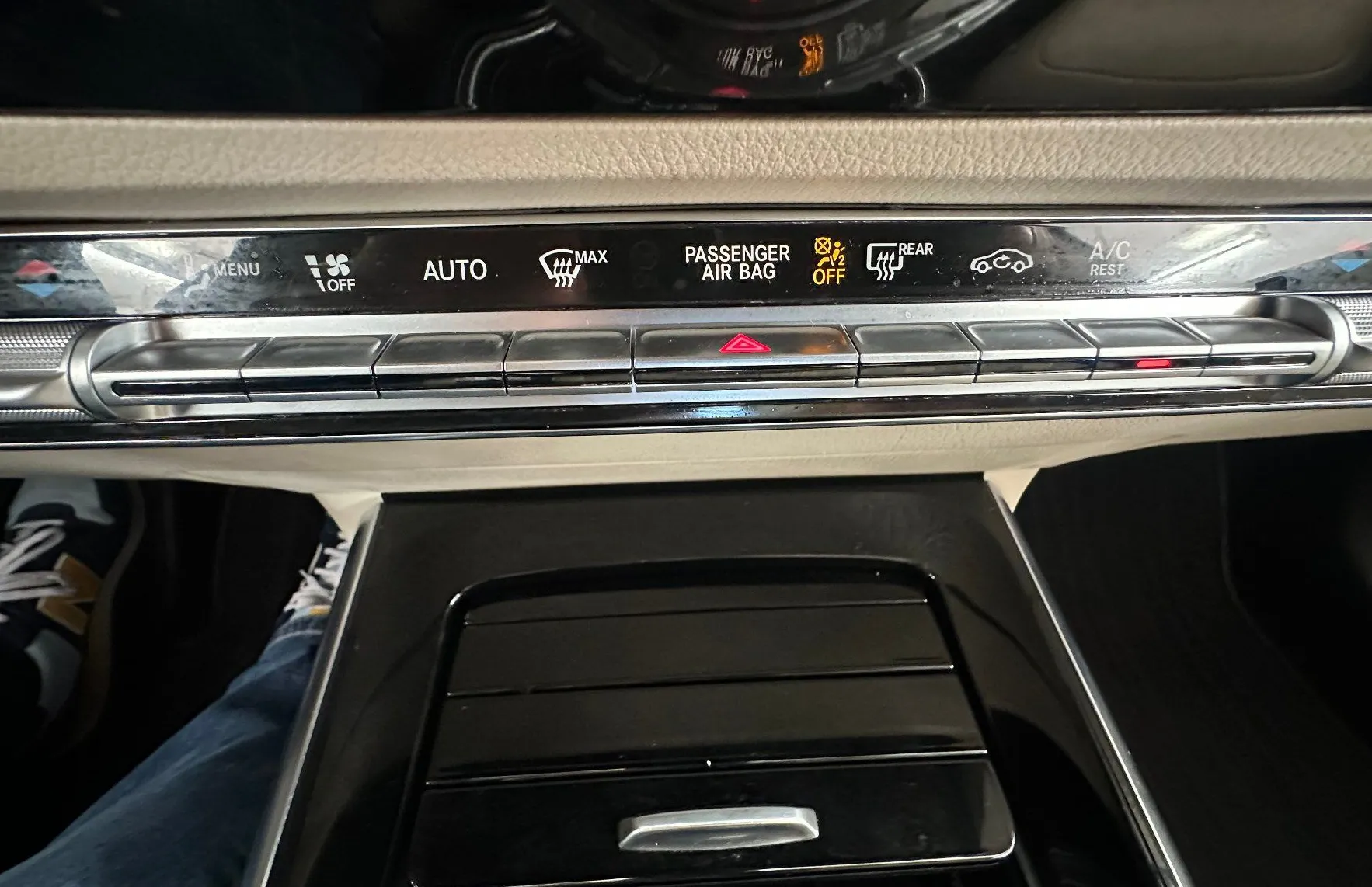 Zunanja slika - Mercedes-Benz GLA-Razred - 250 e Avt.KAMERA.NAVI.ACC.LED.USNJE.SAMO 49.000 KM - 2