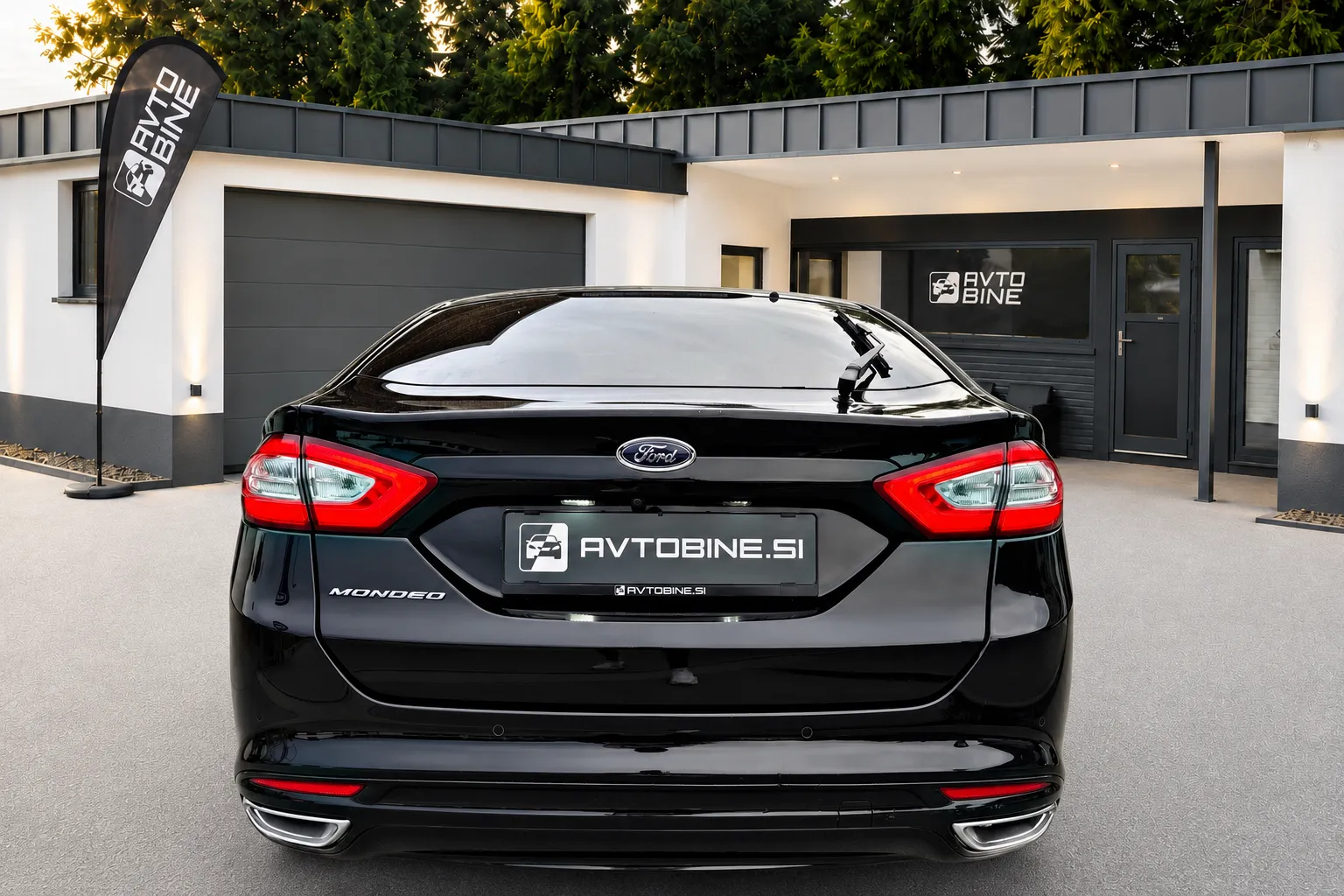Notranja slika - Ford Mondeo - 2.0 TDCi TITANIUM-AVT.-LIMO-154KW-LED-NAVI-KAMERA. - 7