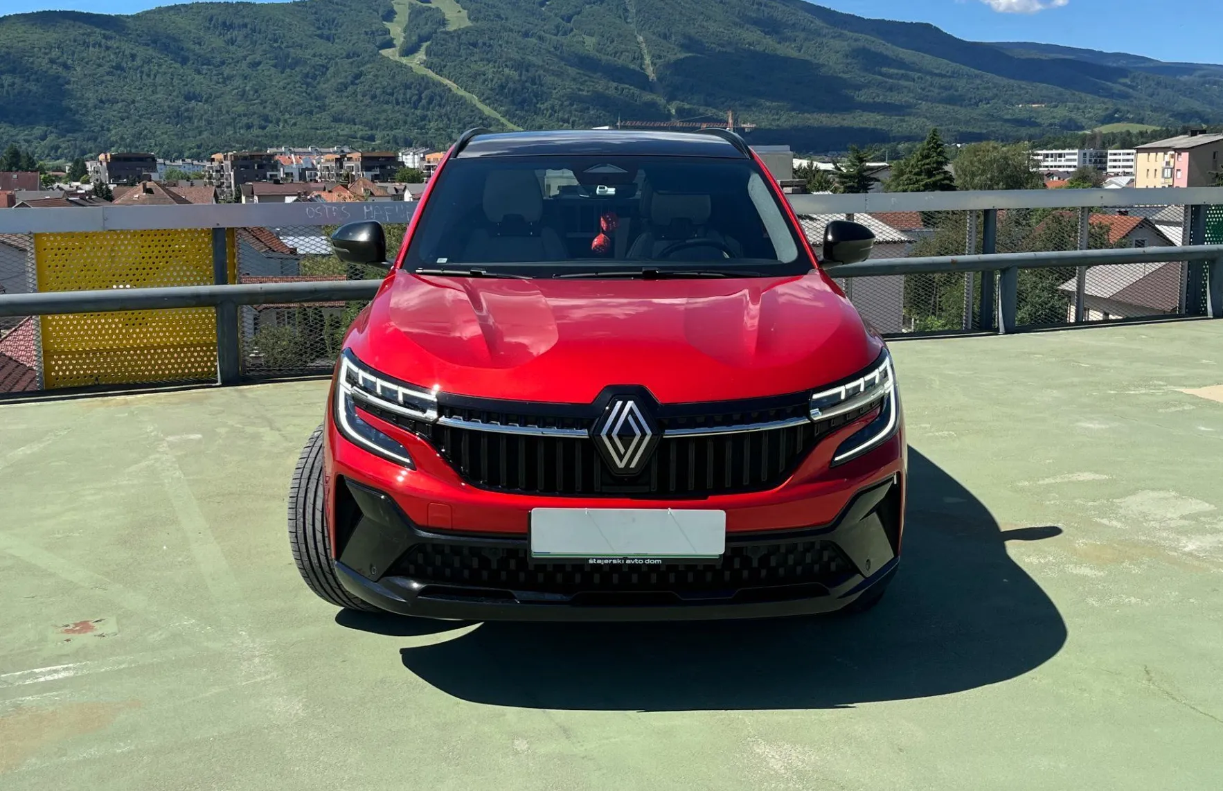 Zunanja slika - Renault Espace - E-Tech 200 Full hybrid Iconic LED.ACC. MAS SEDEŽ. - 2