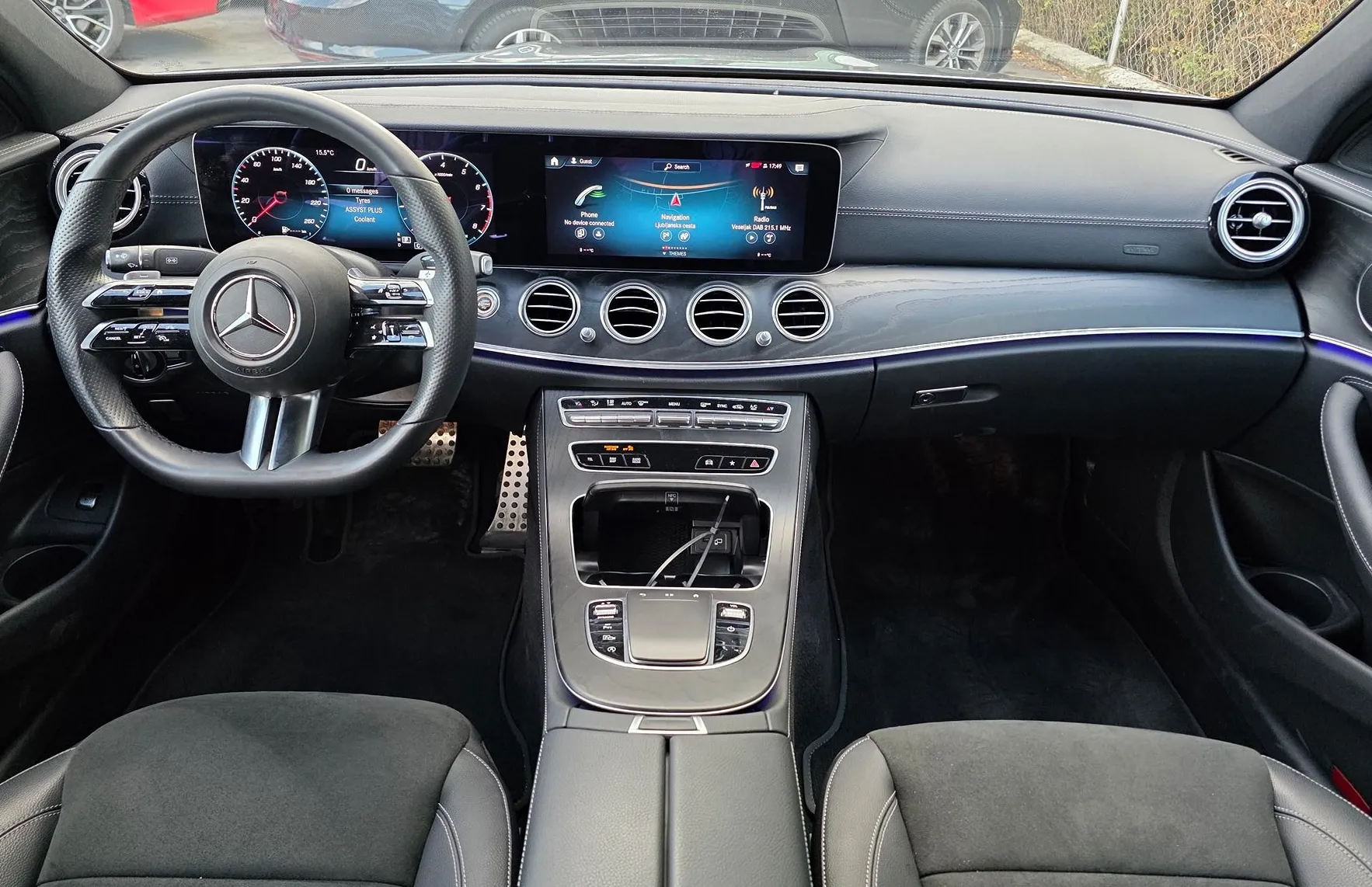 Zunanja slika - Mercedes-Benz E-Razred - E 300 AMG LINE LED-VIRTUAL-KAMERA-1.LASTNIK - 8