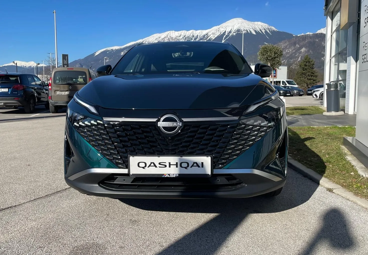 Zunanja slika - Nissan Qashqai - 1.3 DIG-T Mild Hybr.158 4WD X-Tron.TEKNA - 2