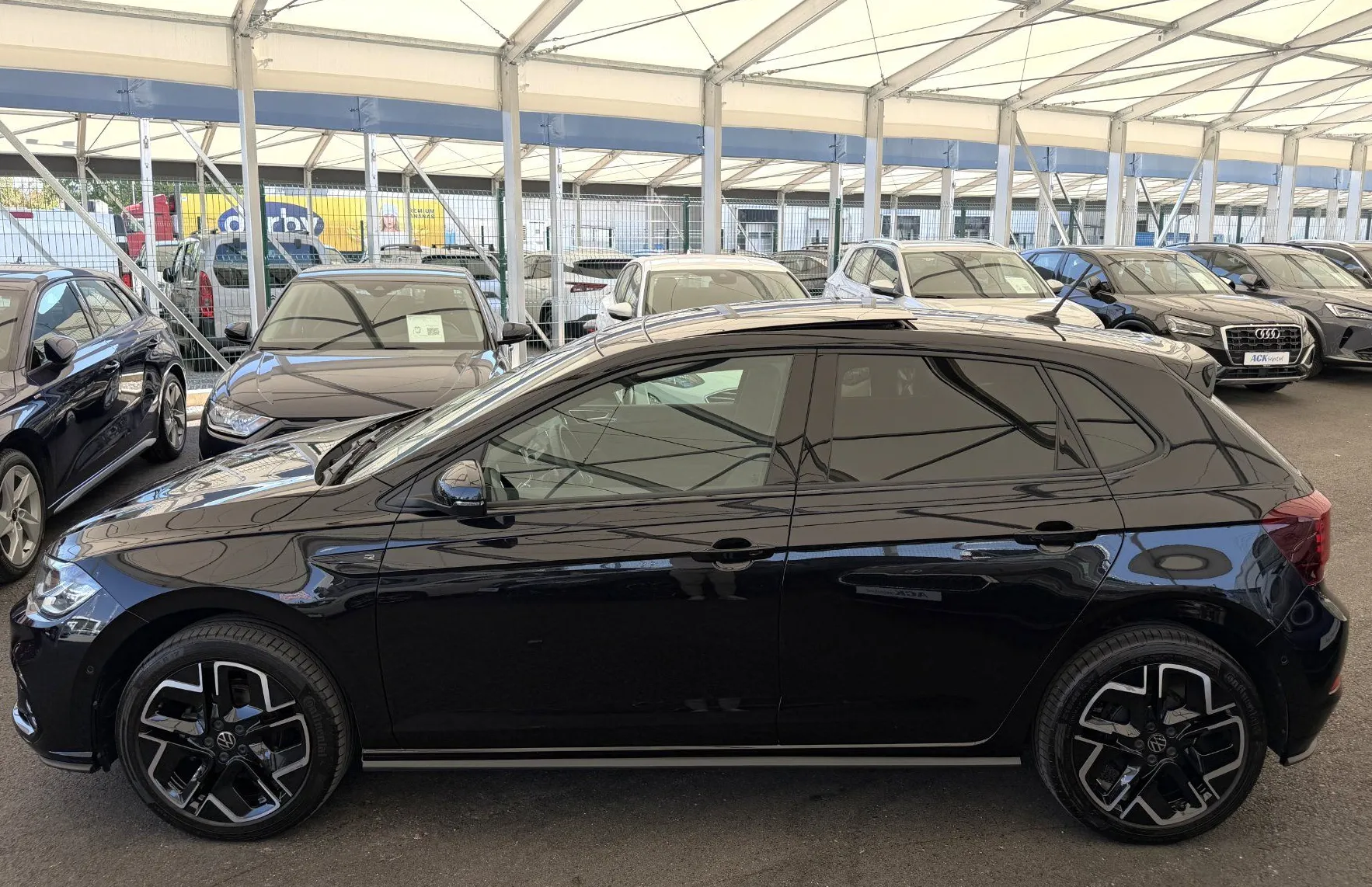 Zunanja slika - Volkswagen Polo - 4JOY1.0 TSI DSG -SLO-1.LASTNIK-KEYLESS-PANO - 3