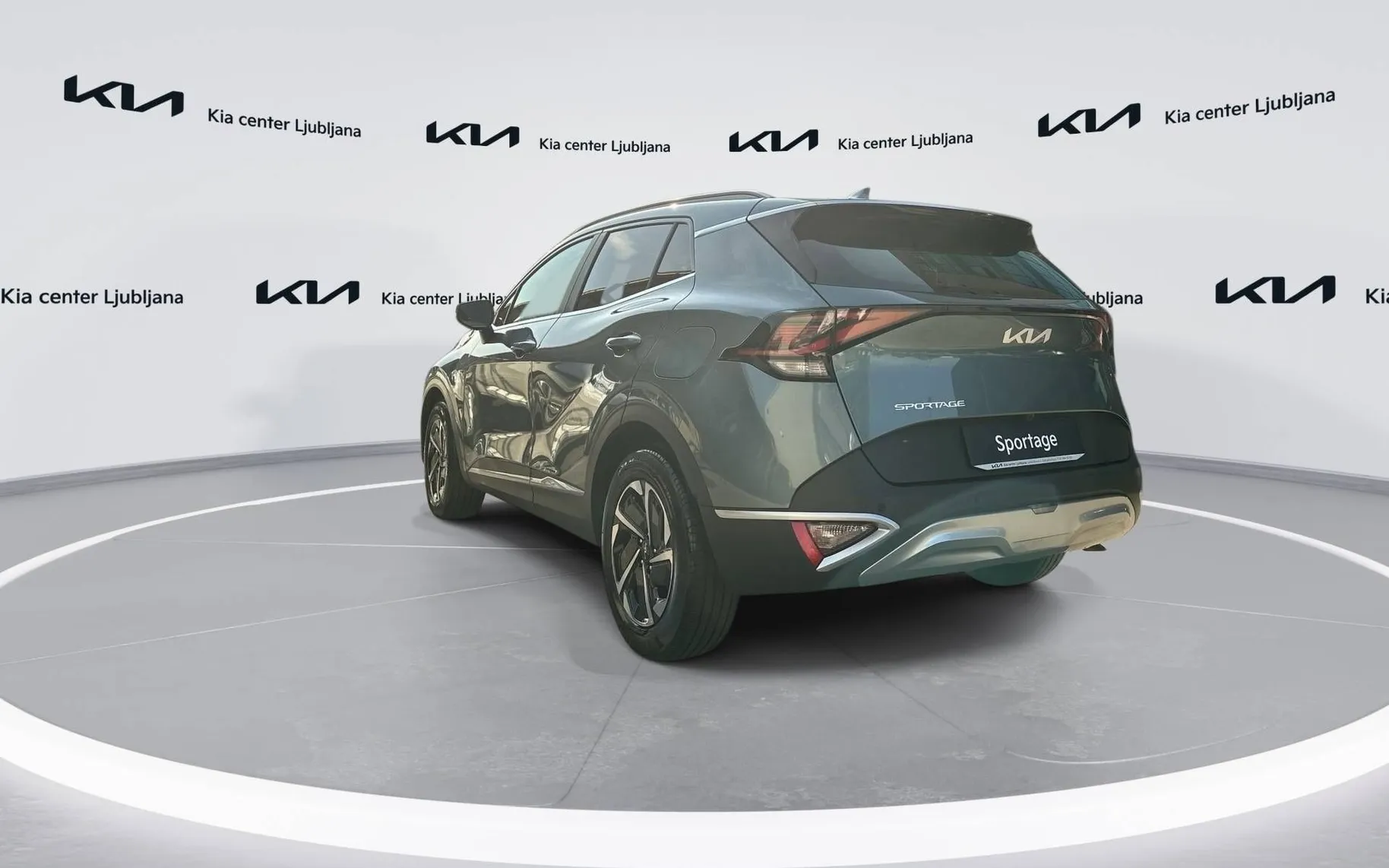 Notranja slika - KIA Sportage - 1.6 T-GDi EX Fresh Plus ISG. 7 DCT... - 7