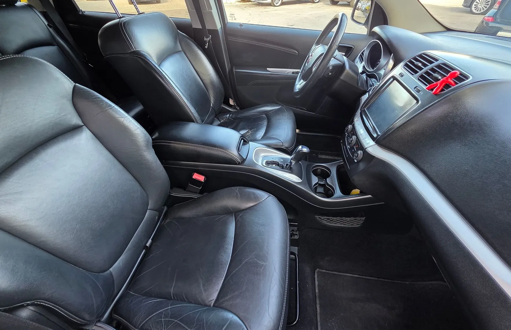 Zunanja slika - Fiat Freemont - 4x4 2.0 MULTIJET AVT. ALU PLATIŠČA-NAVI-USNJE - 13