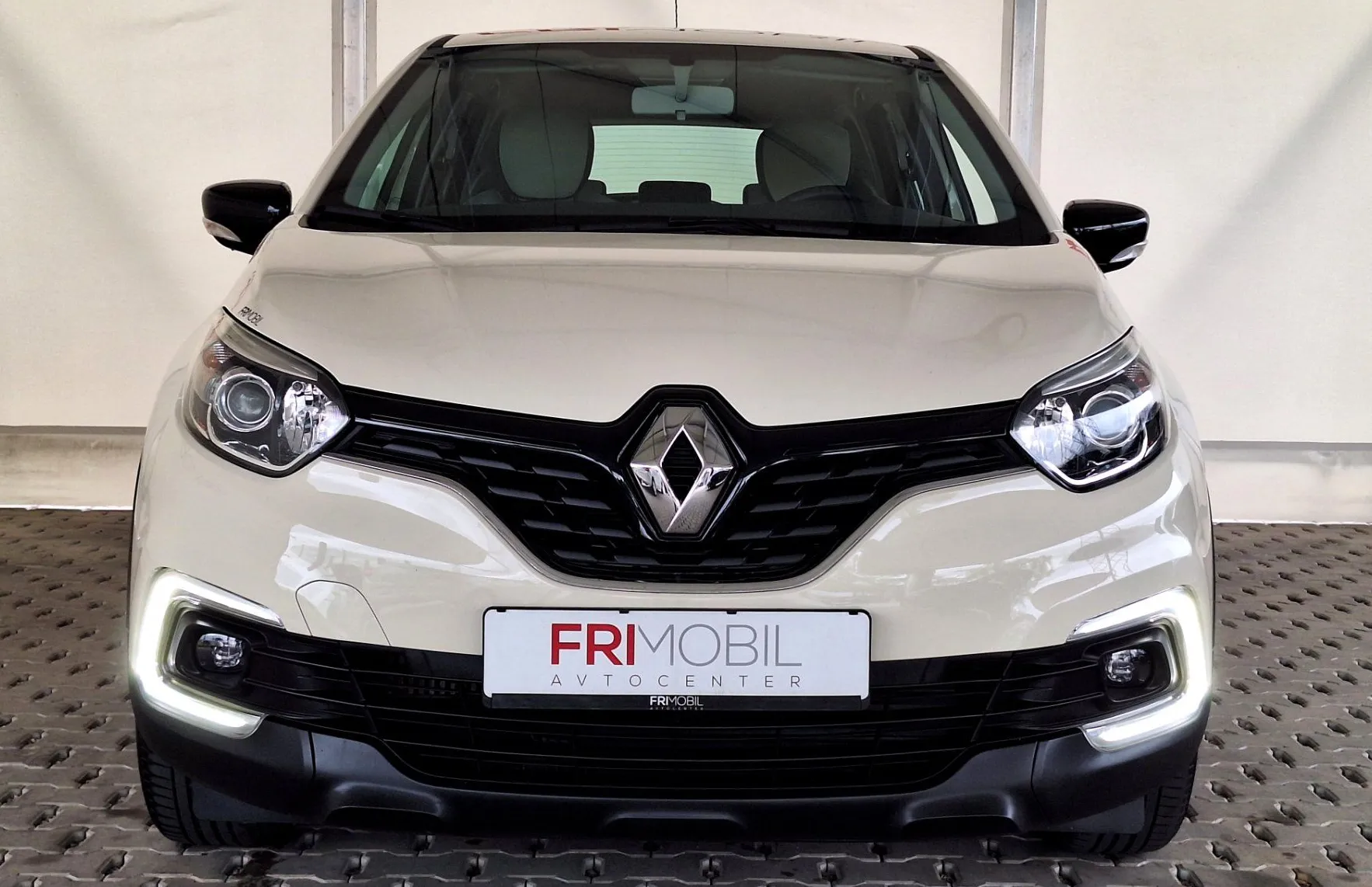 Zunanja slika - Renault Captur - TCe 90 Outdoor•Slovensko vozilo•1.Lastnik• - 5