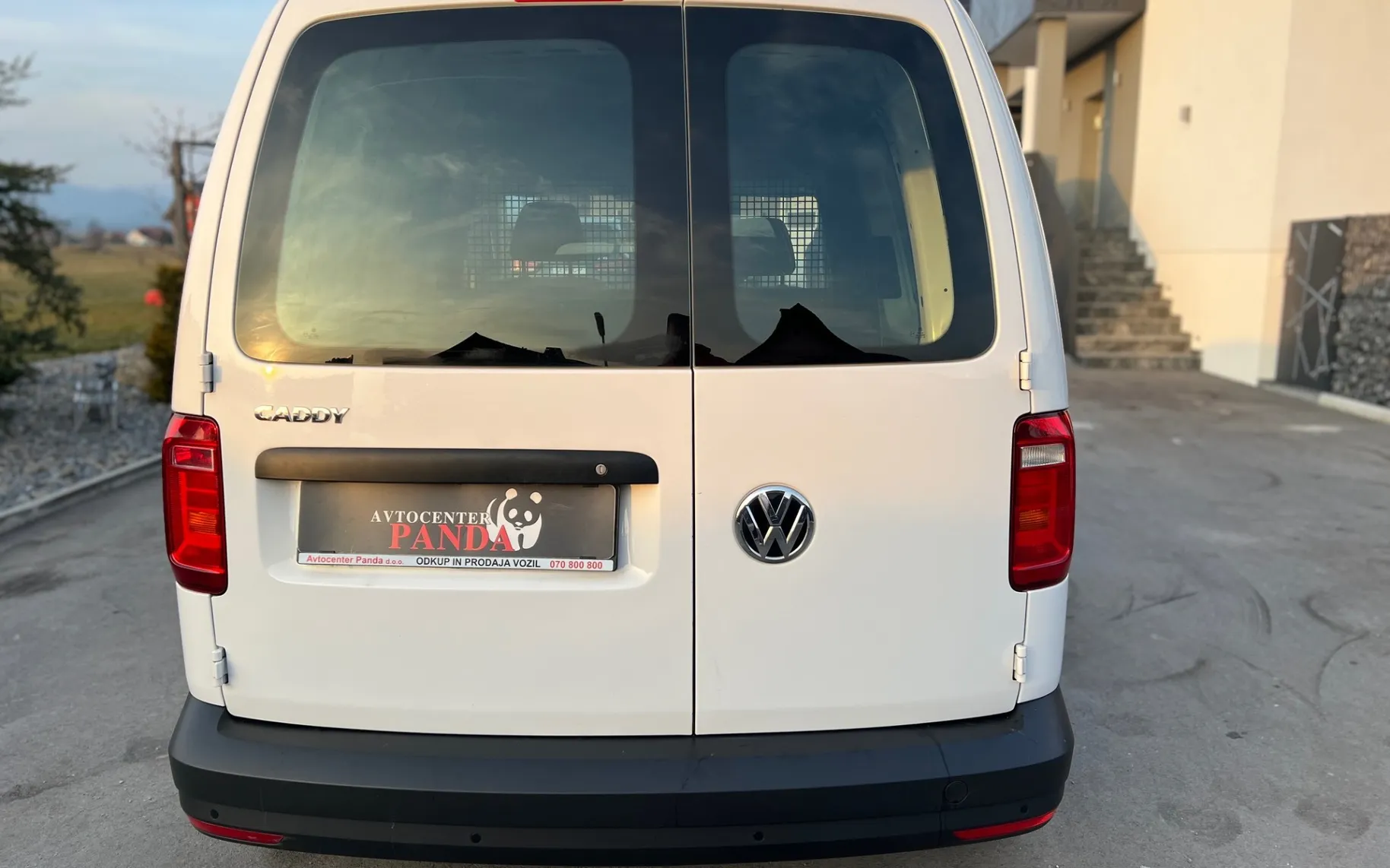 Zunanja slika - Volkswagen Caddy - 2,0 TDI Comfortline - 8