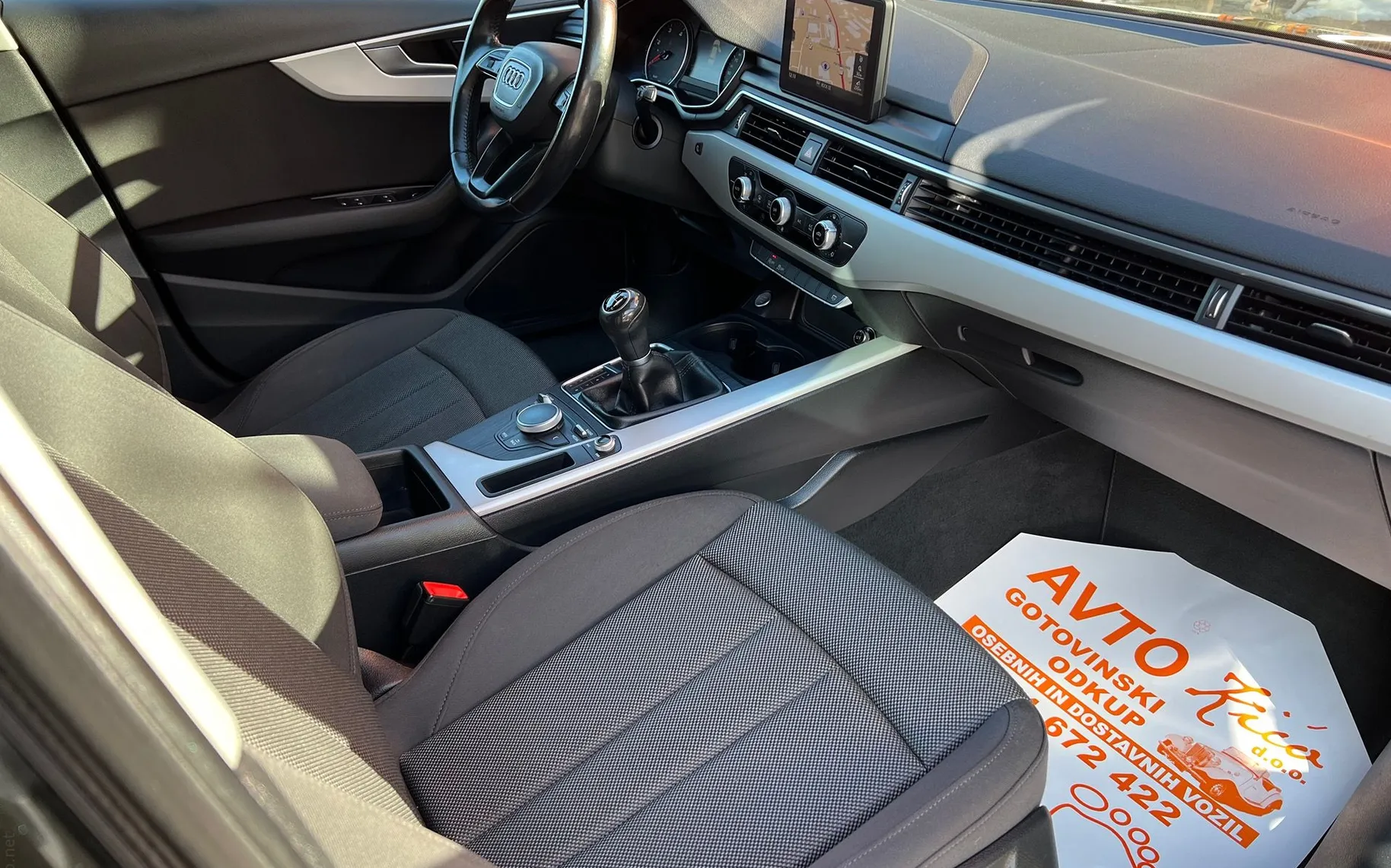 Notranja slika - Audi A4 Avant - 2.0 TDI-BI-XENON-LED-NAVIGACIJA-PDC-TEMPOMAT... - 10