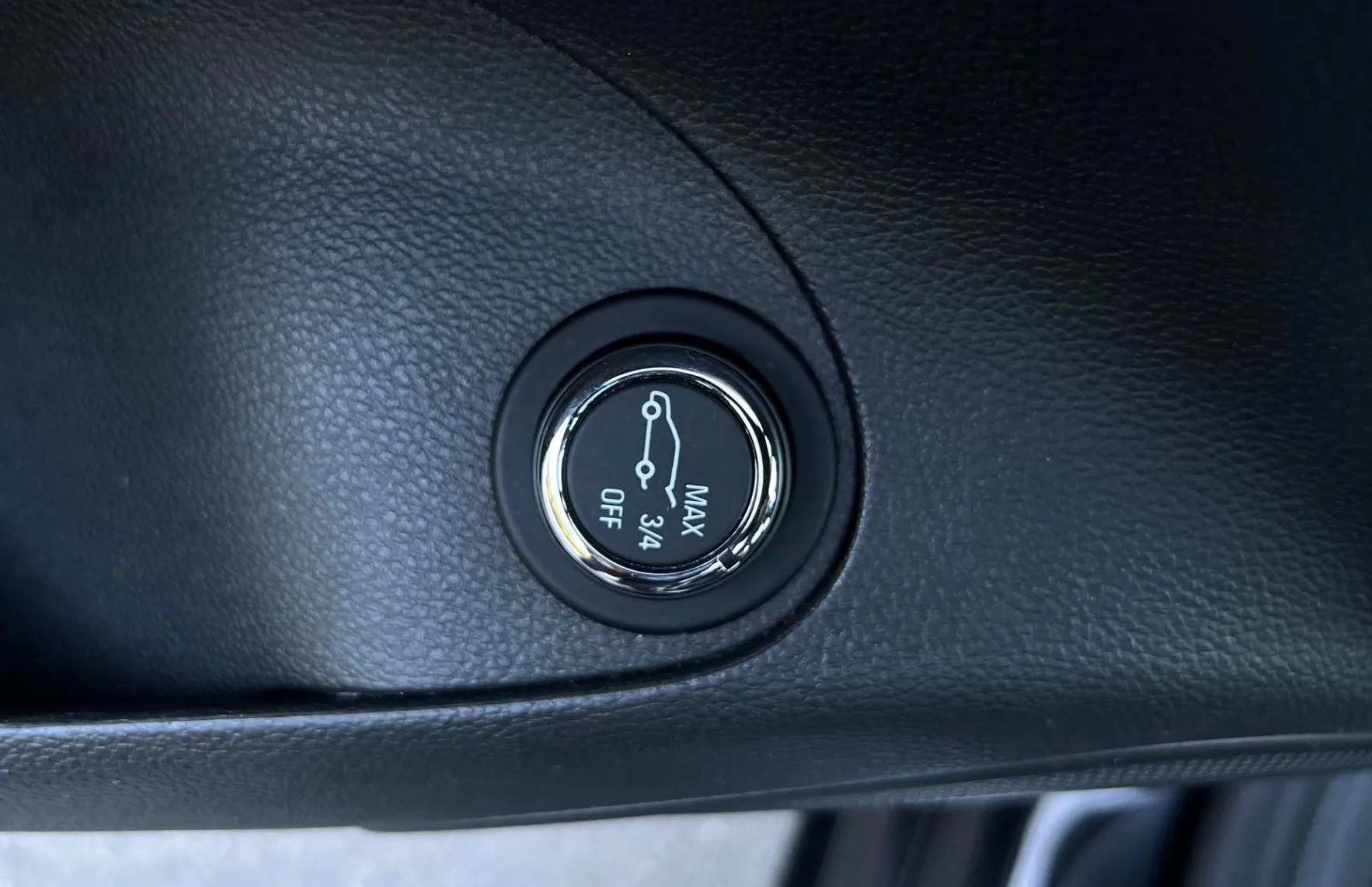 Zunanja slika - Opel Astra - 1.6 CDTI Enjoy slovensko vozilo servisna potrjena - 18