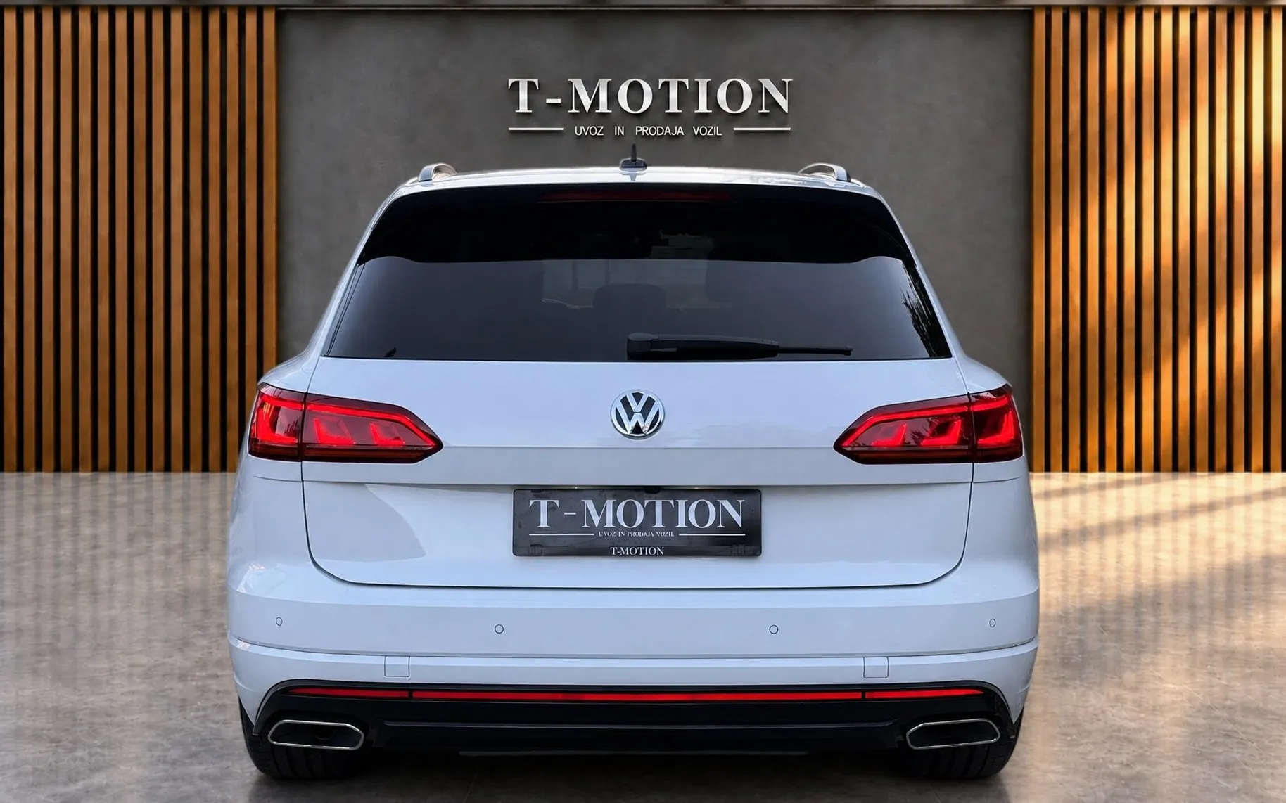 Zunanja slika - Volkswagen Touareg - 4x4 V6 TDI R-Line|53.000km|Zračno|Matrix|Pano|ACC - 6