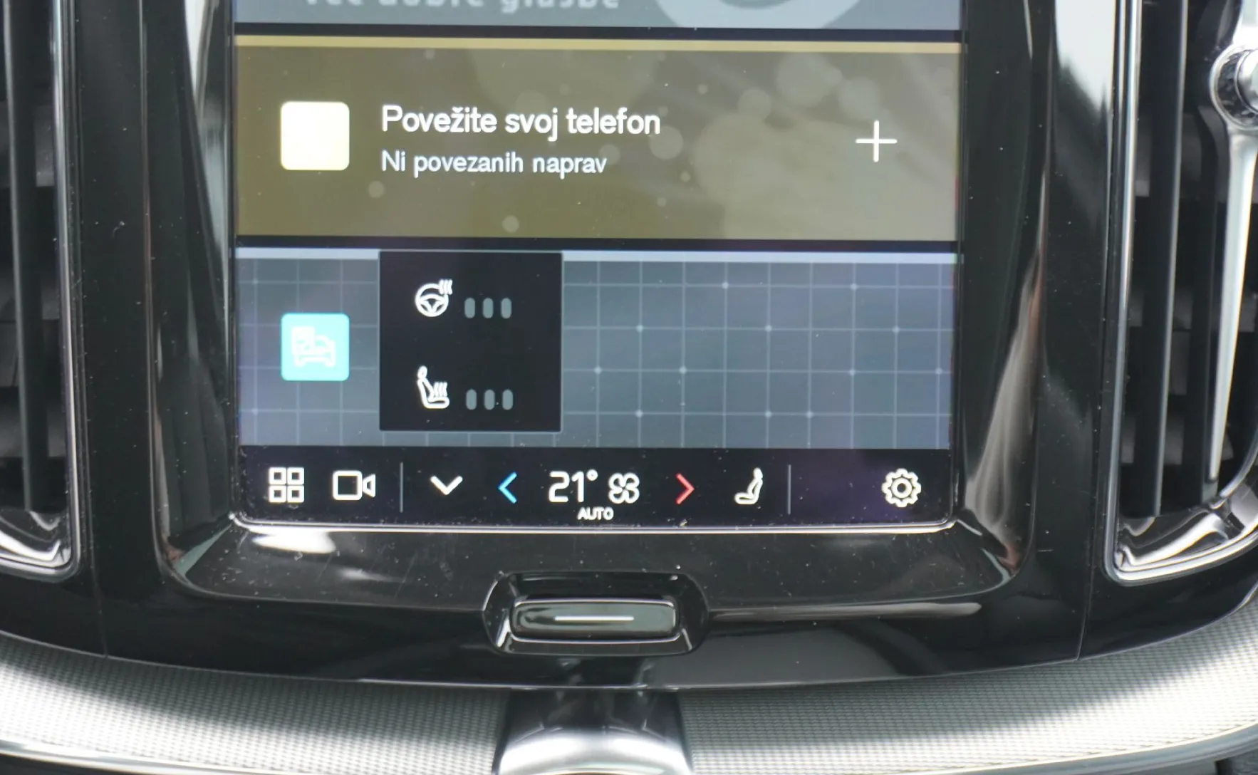Zunanja slika - Volvo XC60 - B4P Plus Dark Avt. - 14
