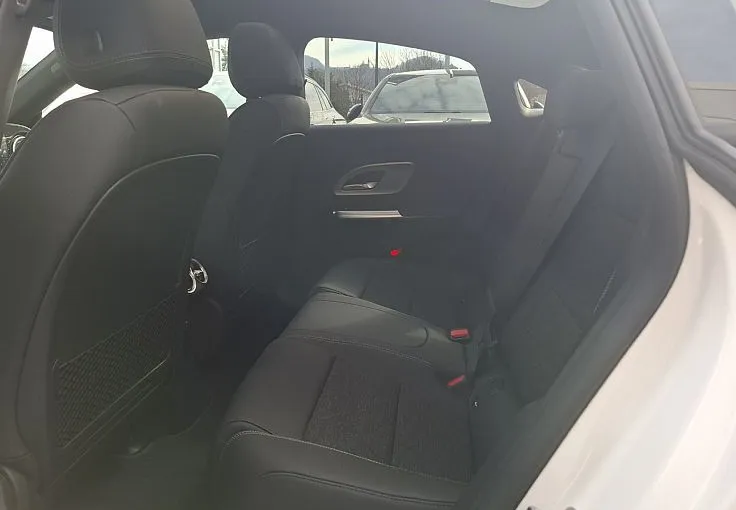 Zunanja slika - Mercedes-Benz CLA-Razred - CLA 200 z EQ tehnologijo. subvencija 6.500 EUR - 9