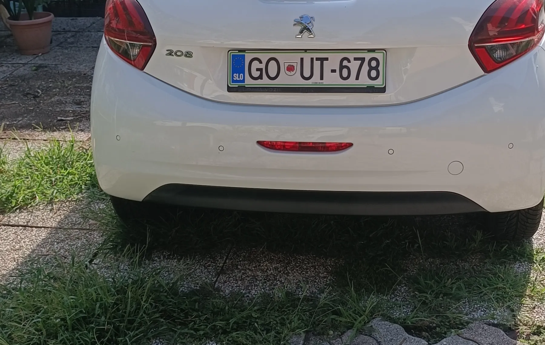 Zunanja slika - Peugeot 208 - 1,5 BlueHDi 100 S&S Active - 2