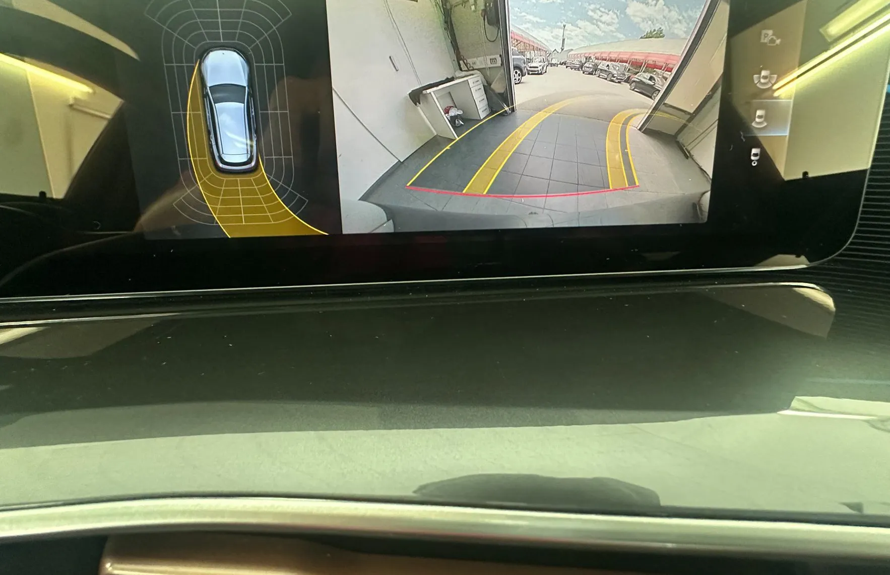 Zunanja slika - Mercedes-Benz EQC - 400 4MATIC.NEMŠKI+4ALU.KAMERA.KLJUKA.LED.ACC.USNJE - 12