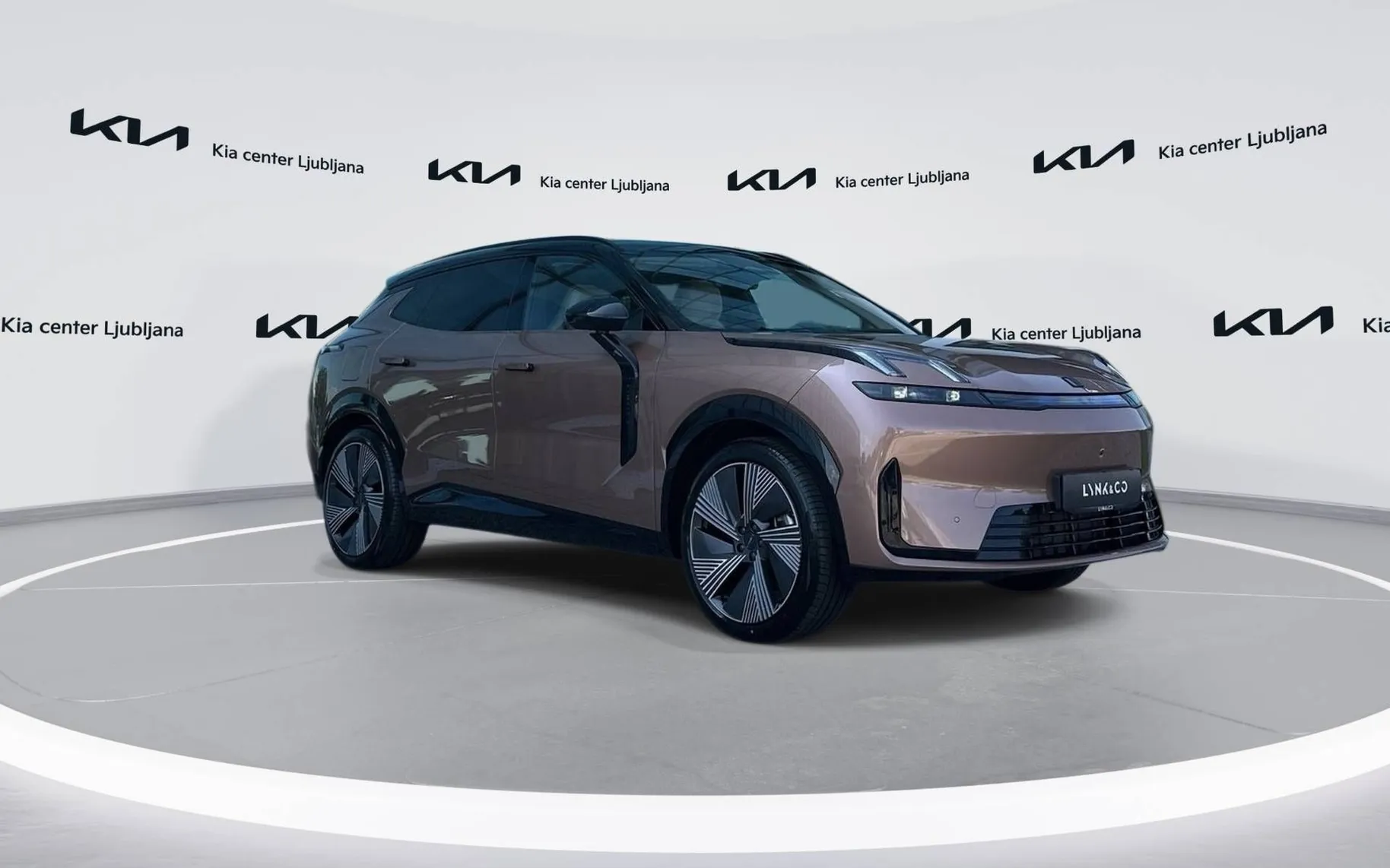 Zunanja slika - Lynk & Co 08 - More PHEV... - 3