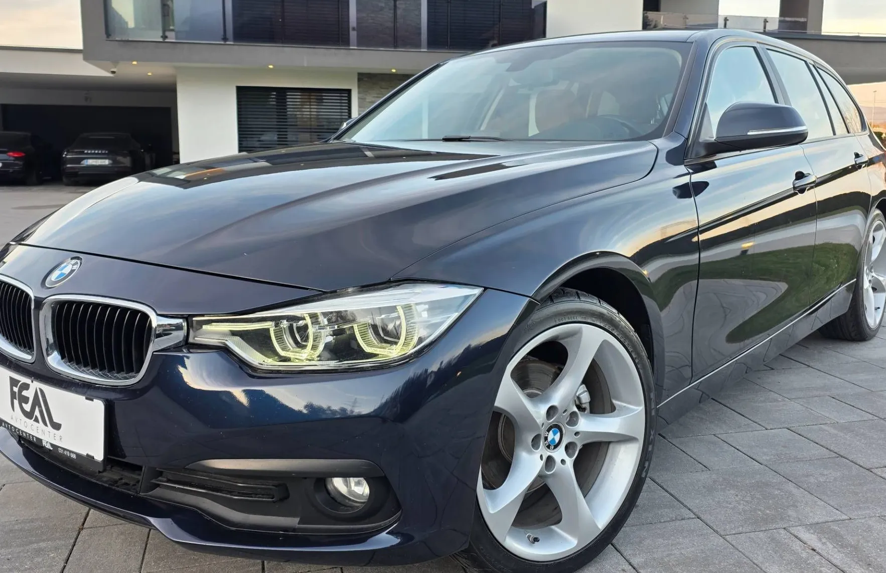 Zunanja slika - BMW Serija 3 - Touring: 320XD-4X4-AVT-FACELIFT-XENON-LED-USNJE-NAVI-PDC - 1